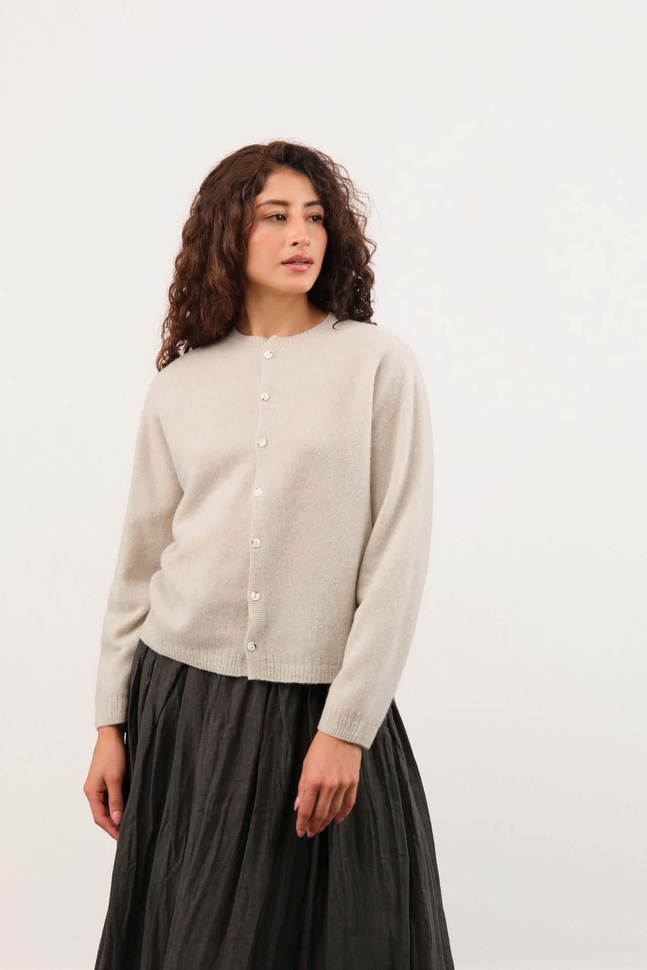 Pas de Calais Apparel Womens Sweaters Fine Wool Crewneck Cardigan