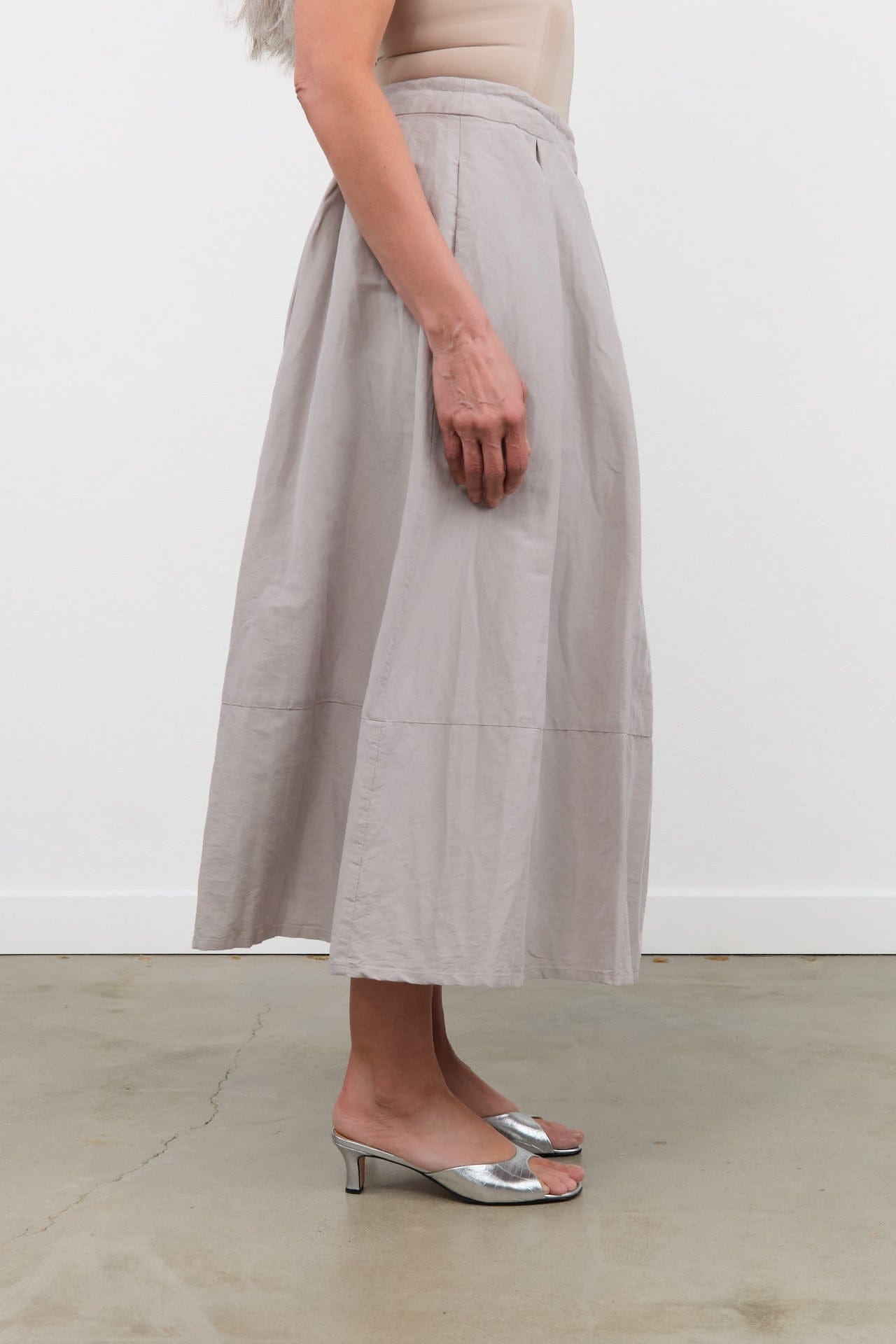 Pas de Calais Apparel Womens Skirts High Density Linen Cotton Skirt