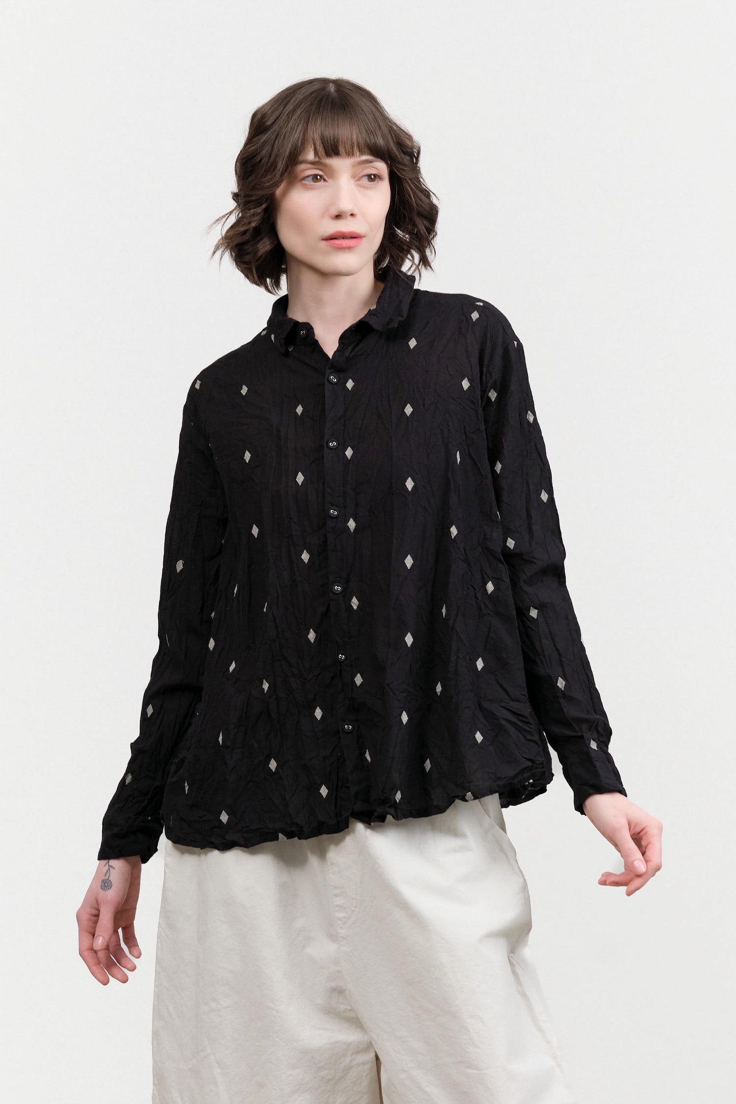 Pas de Calais Indian Cotton Cut Dobby Blouse in Black