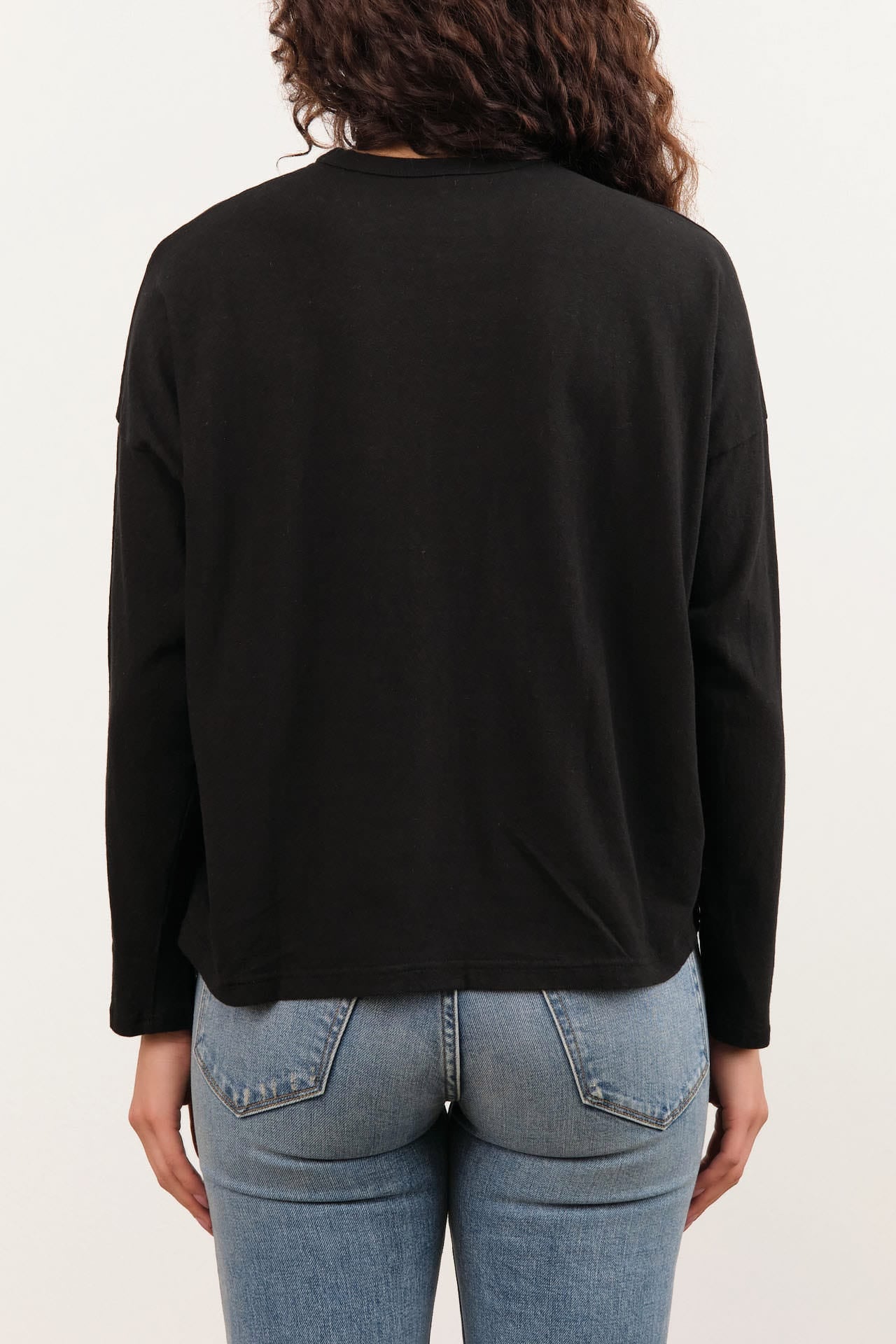 Pas de Calais Apparel Womens Tees Recycle Jersey Long Sleeve Pullover in Black