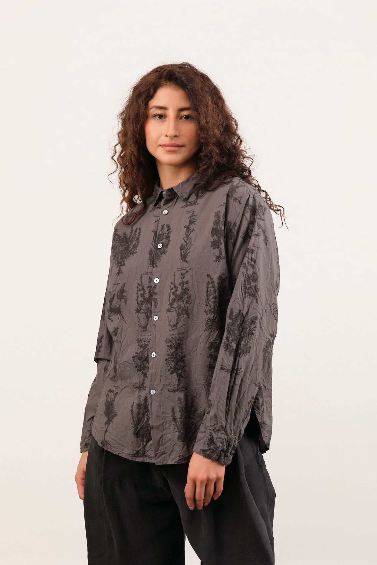 Pas de Calais Apparel Womens Blouses Relax Herbal Print Shirt