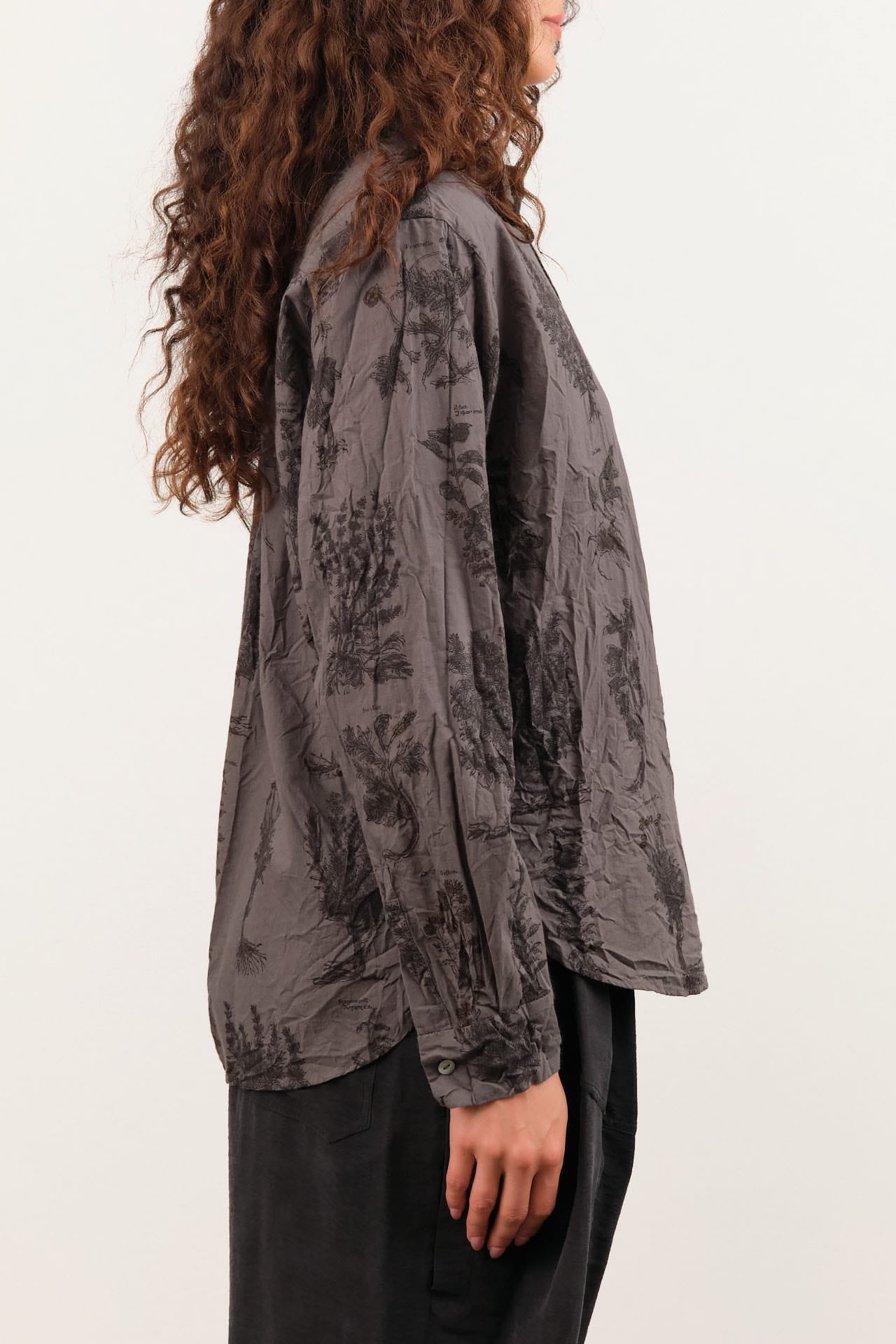 Pas de Calais Apparel Womens Blouses Relax Herbal Print Shirt
