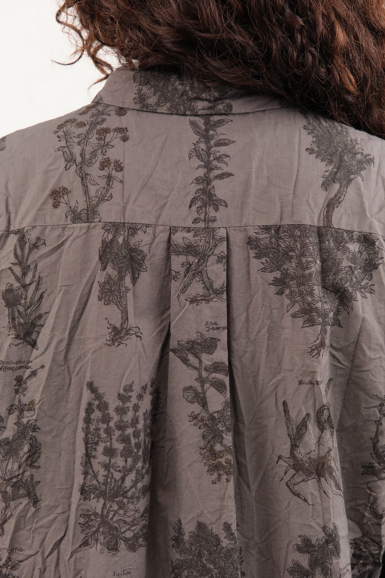 Pas de Calais Apparel Womens Blouses Relax Herbal Print Shirt