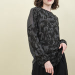 Winter Leaves Print Jersey Pullover in Charcoal