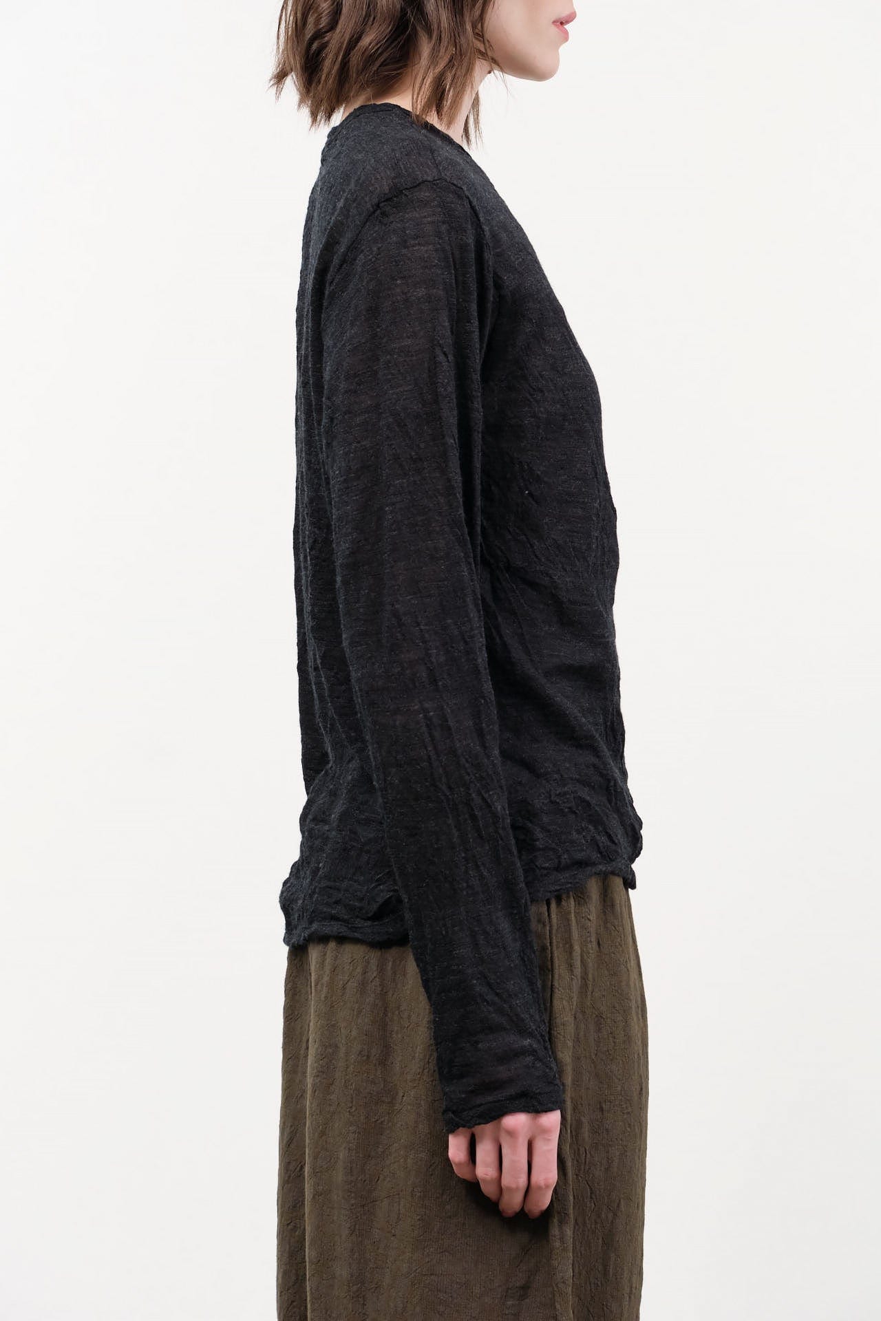 Pas de Calais Apparel Womens Sweaters Wool Gauze Crinkle Pullover Jersey in Charcoal