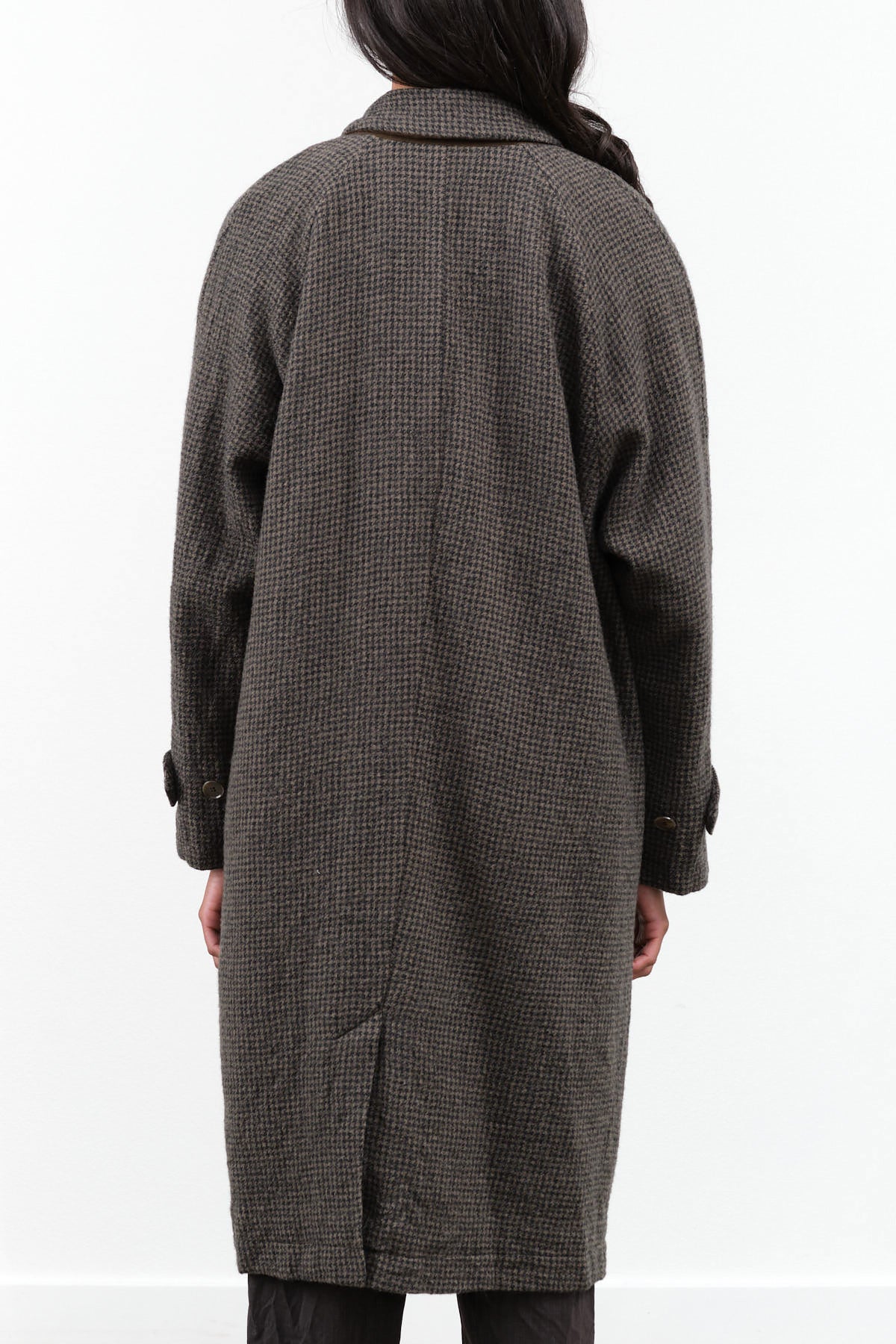 Designer Brand Pas de Calais Long Trench Button up Collar Coat Wool Gauze Houndstooth Coat in Beige Brown