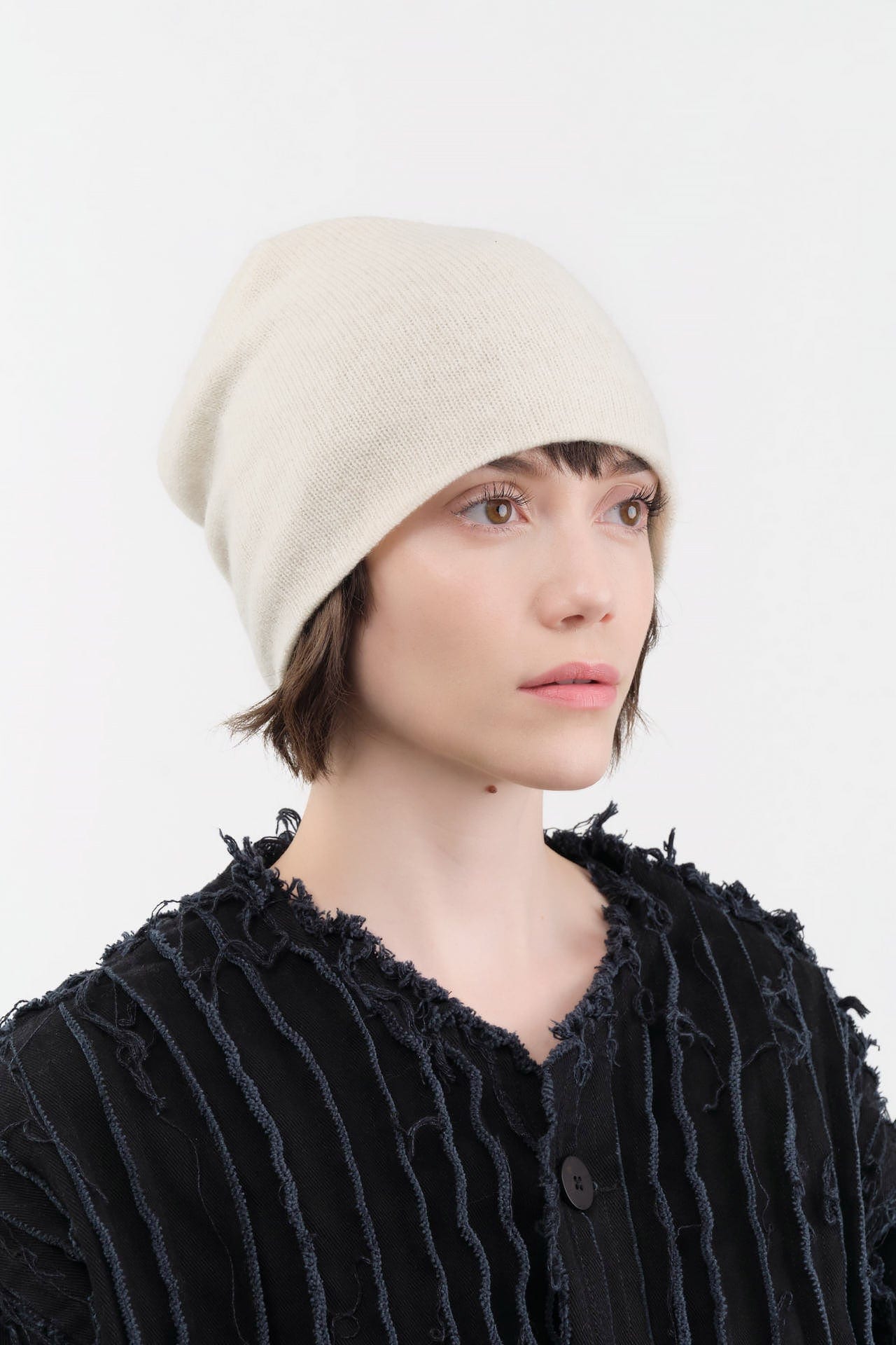 Paychi Guh Accessories Hats Slouchy Beanie in Natural Natural / One Size