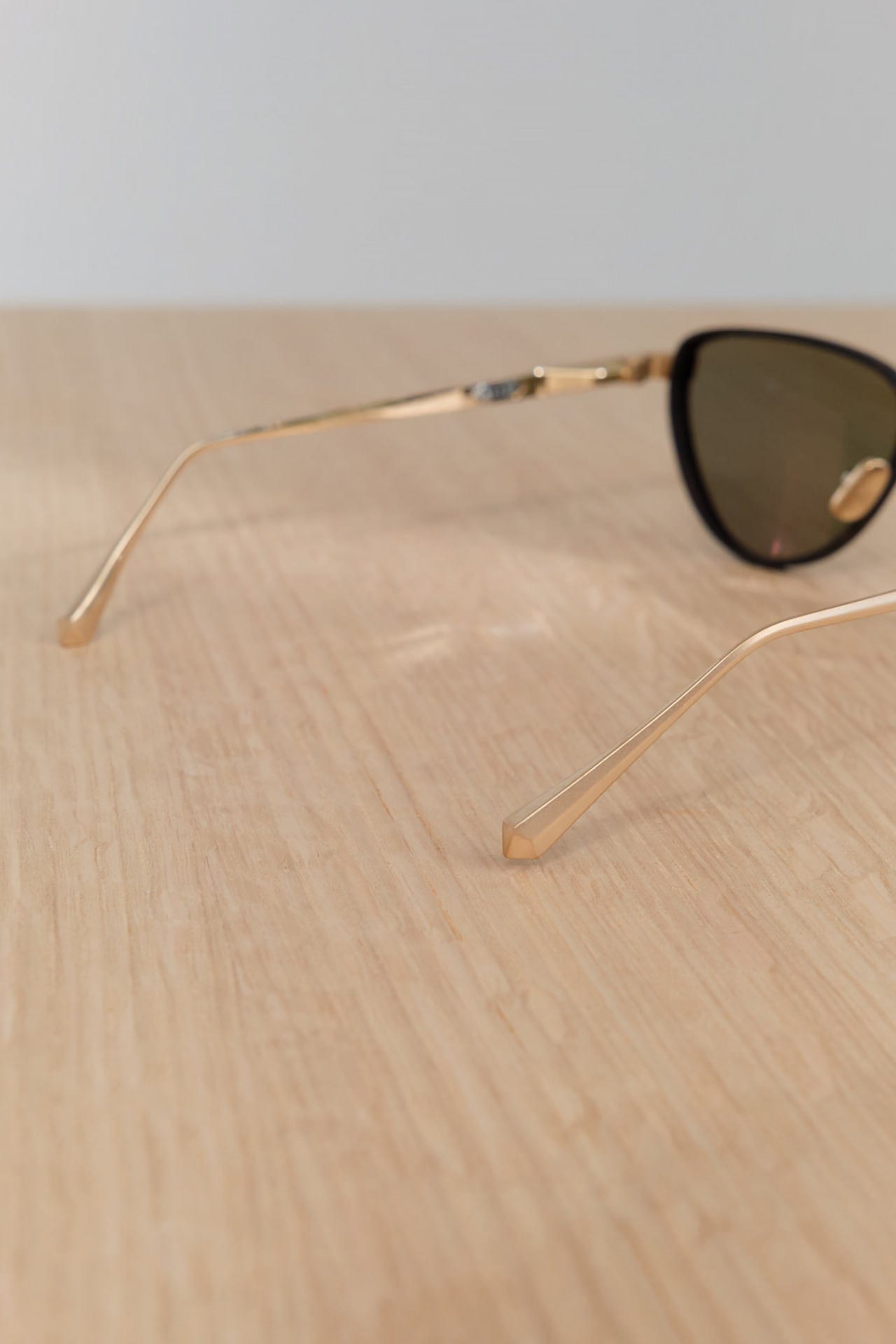 Press Eyewear Accessories Sunglasses Moon Sunglasses Matte Tortoise