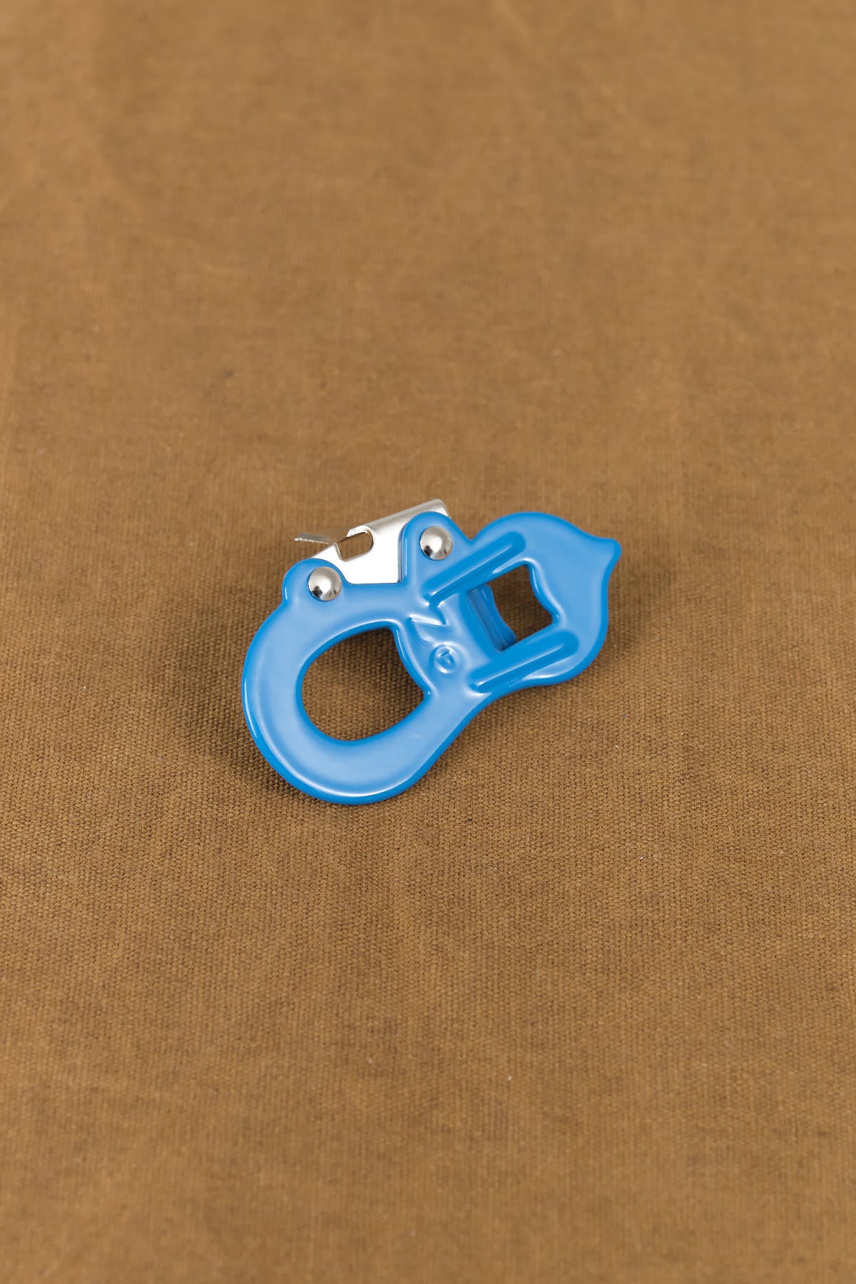 Front view of Hyotan Can Opener in Blue