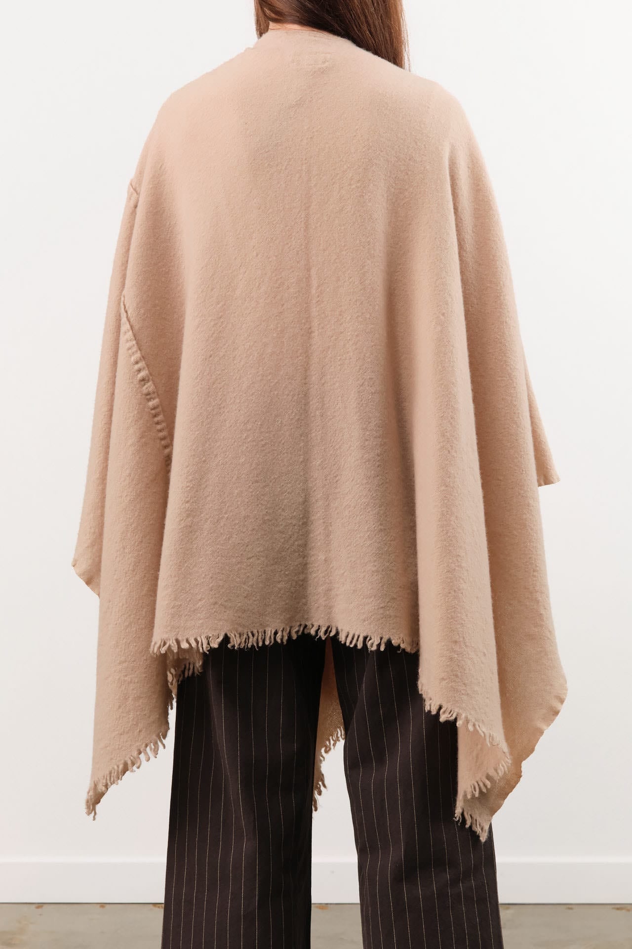 Private 0204 Apparel Womens Sweaters 1810 Pucho Cashmere Vintage Finish Scarf in Sanda Sanda