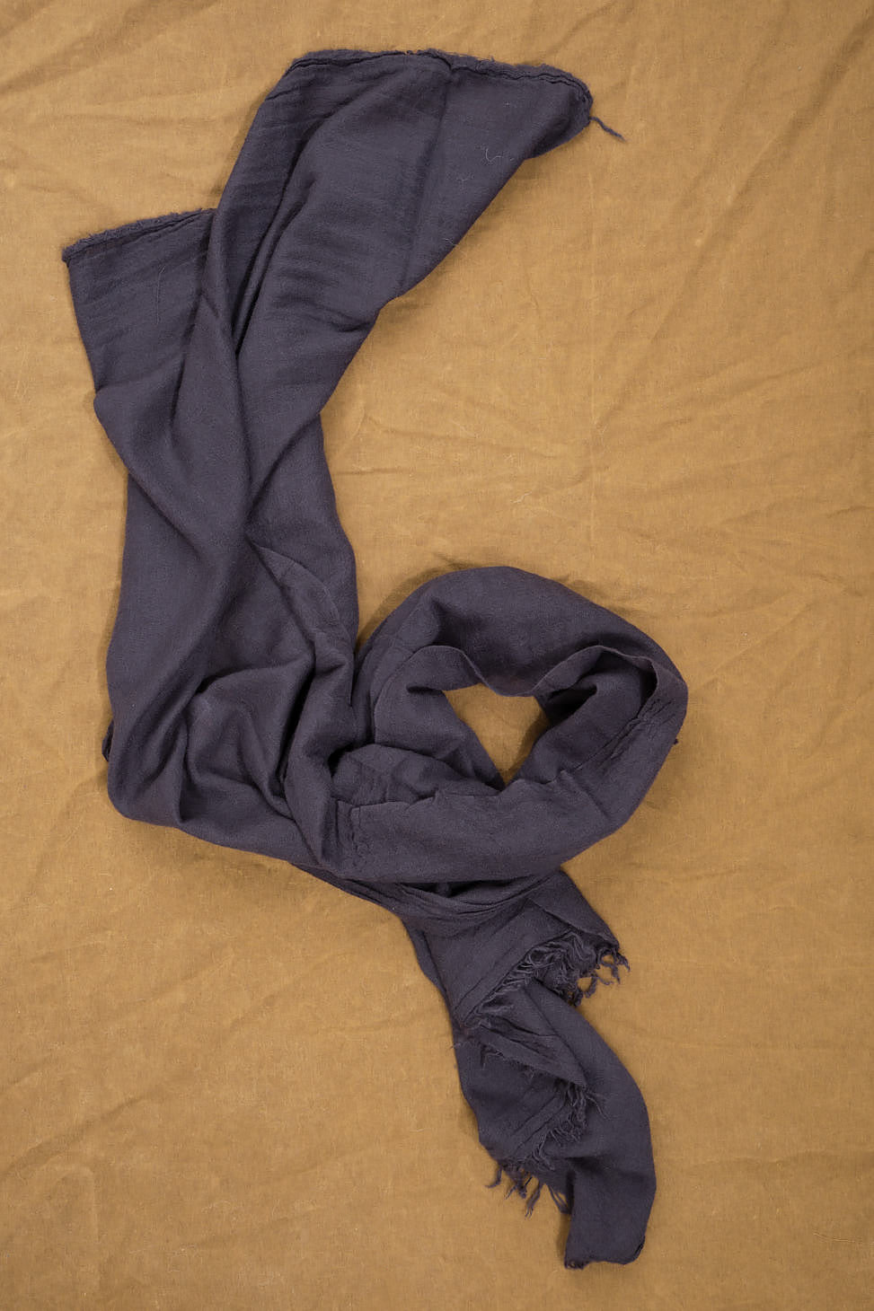 601 Net Cashmere Scarf in Japanese Blue