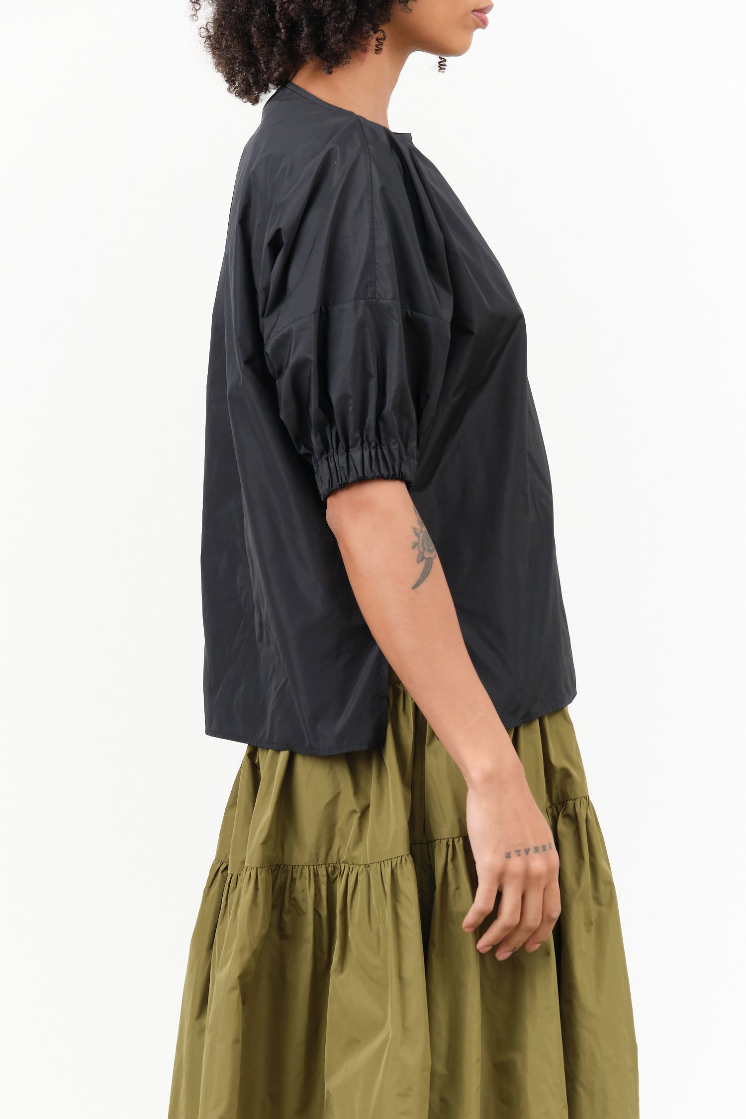 Rachel Comey Designer Brand Short Sleeve Ballaton Top in Black 