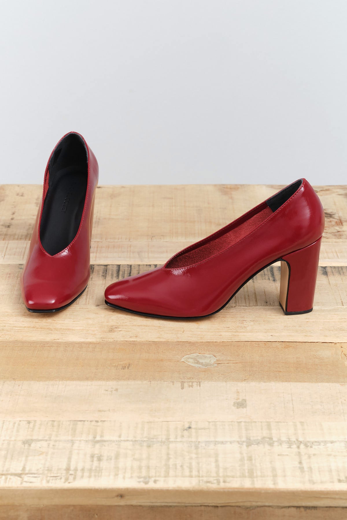 Designer Brand Rachel Comey Classic Chloris High Heel Pump in Scarlet Red