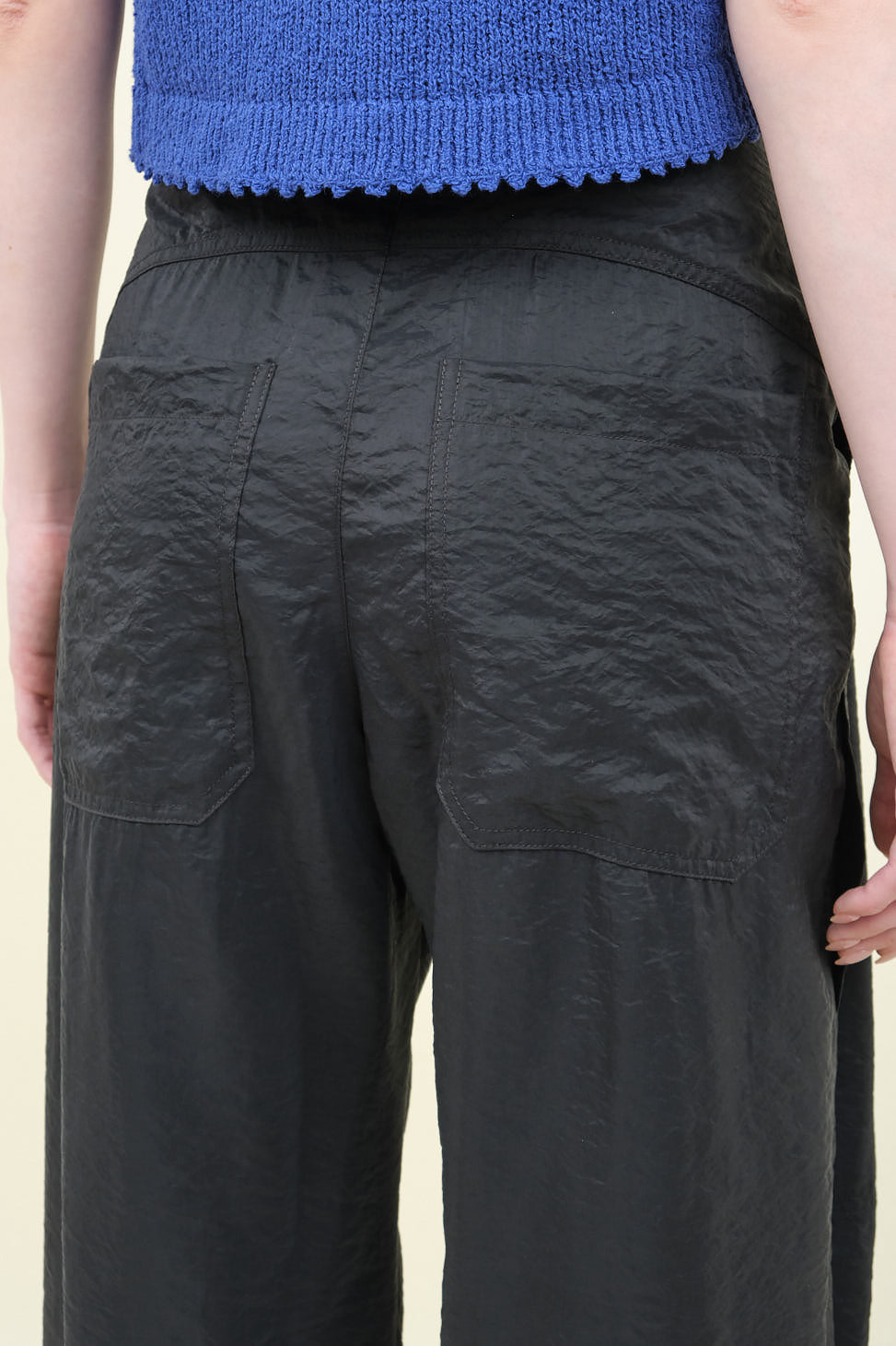 Back pockets on Dini Pant in Black