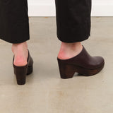 Rachel Comey Accessories Womens Shoes Gammon Clog in Auburn