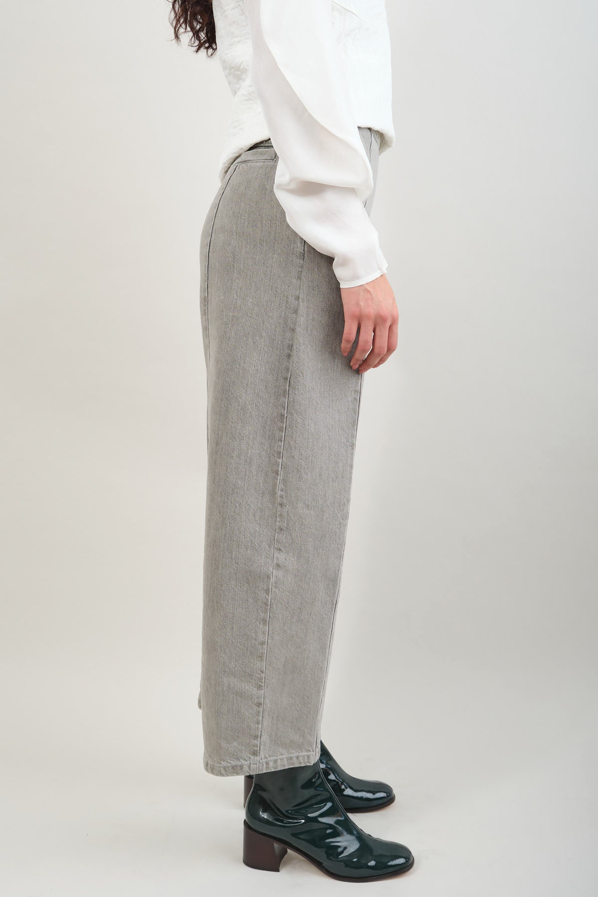 Pleated Hover Pant in Dove