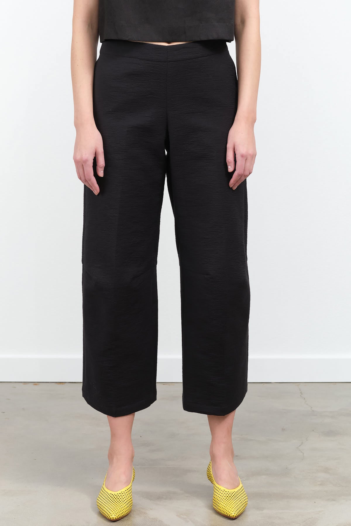 Front view of Roa Pant in Black