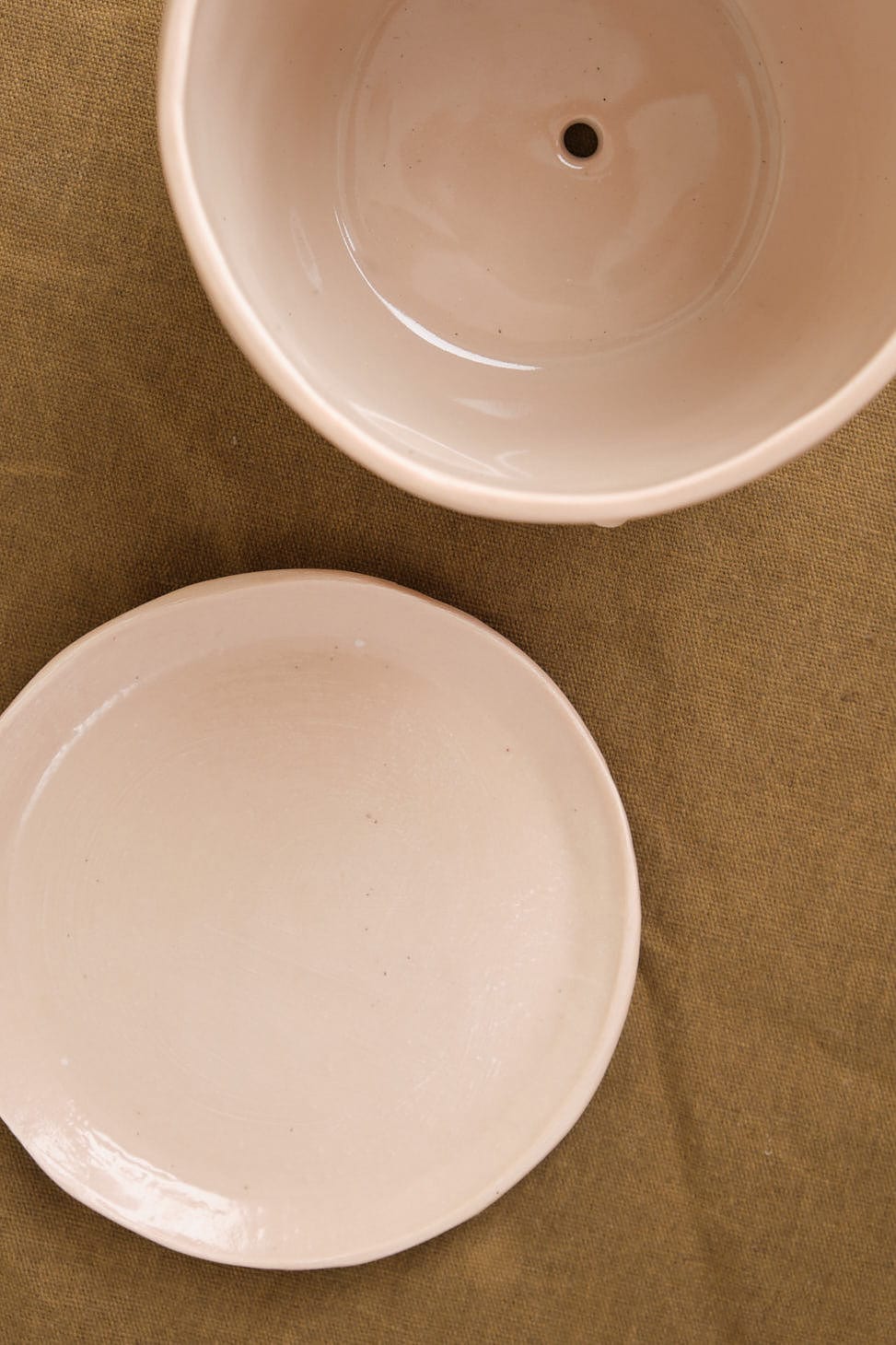 Inside of Face Pot Set in Blush
