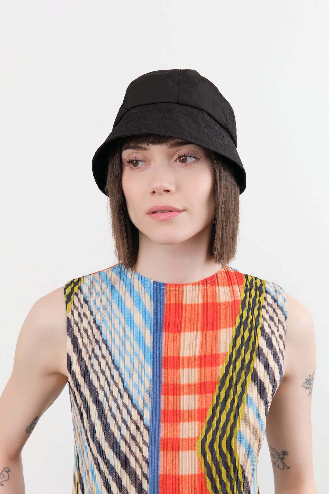 Reinhard Plank Accessories Hats Venti Scot Hat in Black