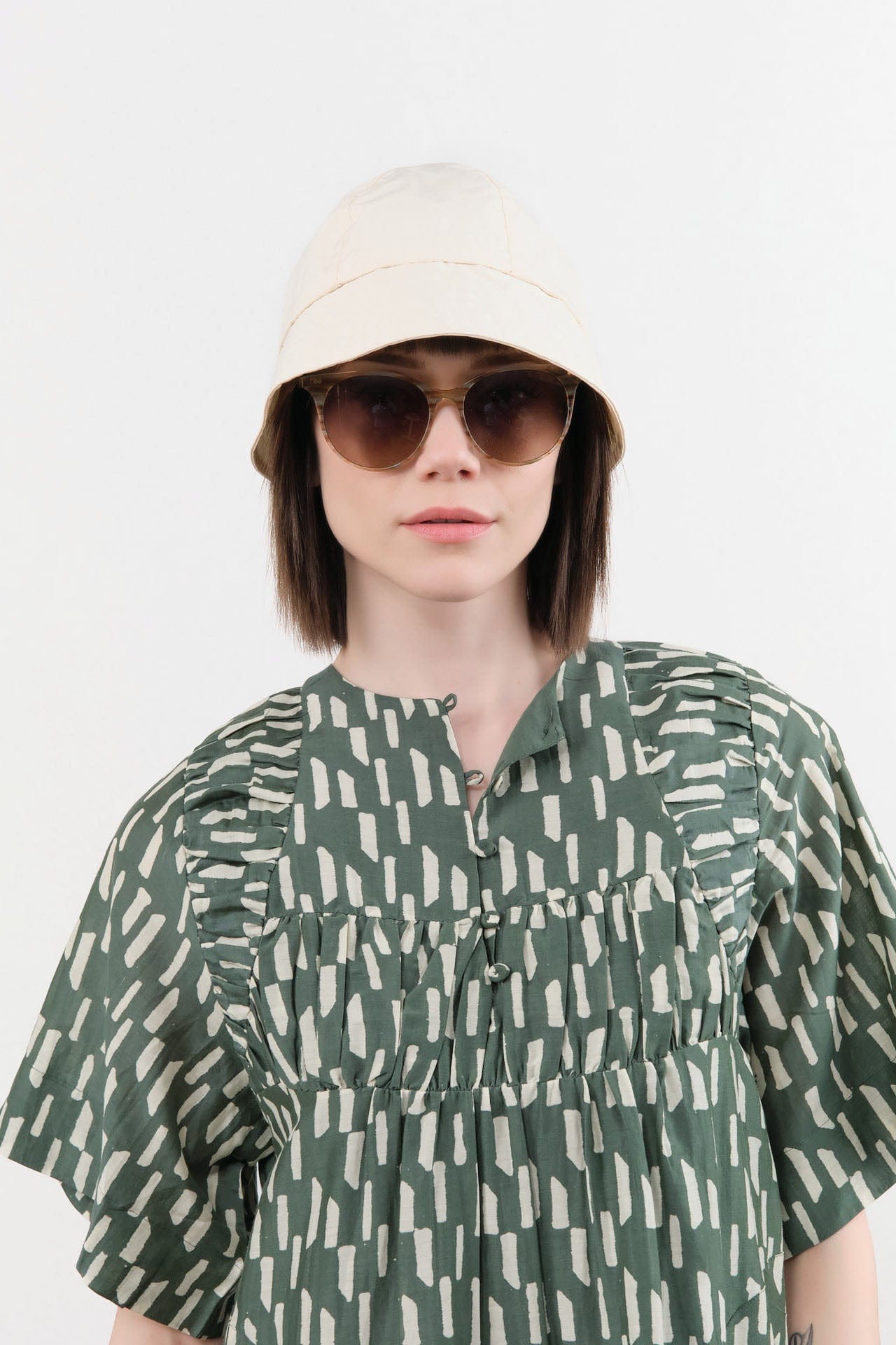 Reinhard Plank Accessories Hats Venti Scot Hat in Off White