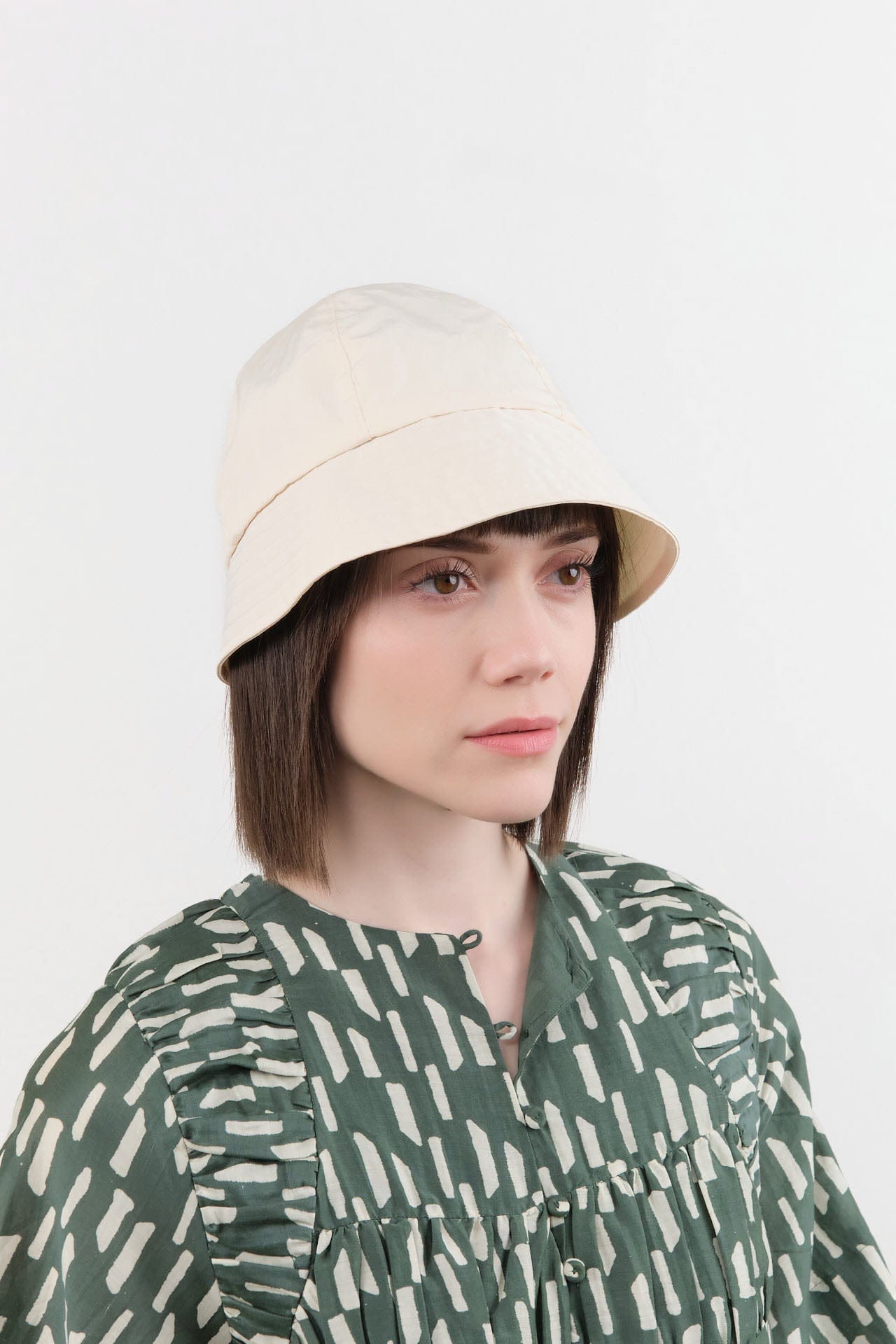 Reinhard Plank Accessories Hats Venti Scot Hat in Off White