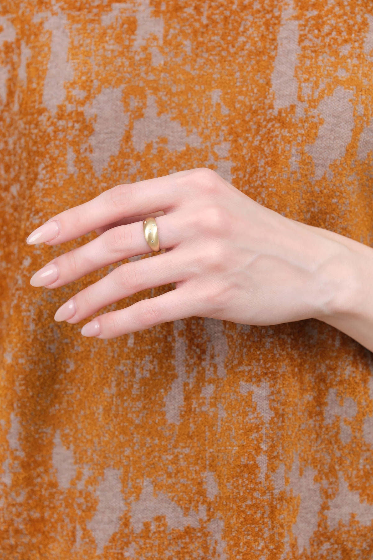 Sarah McGuire 10KY Gold Short Sleeve Ring with Diamonds