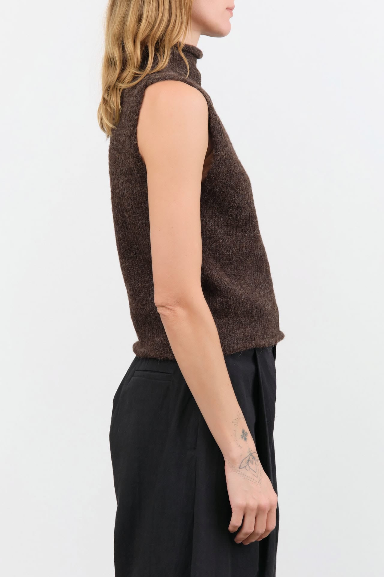 Shaina Mote Apparel Womens Sweaters Roll Vest