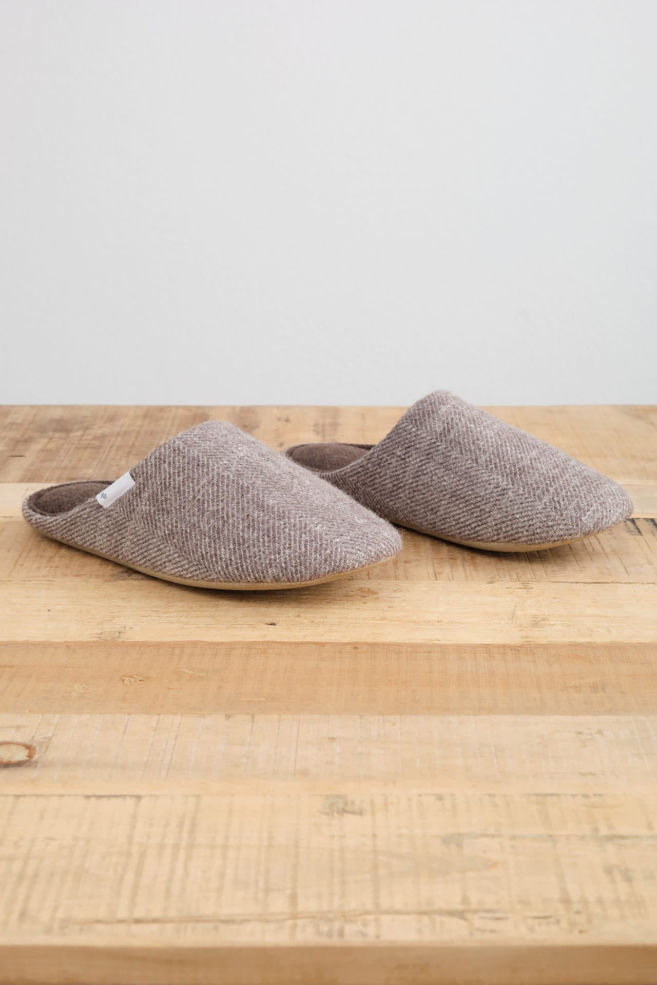 ABE Sangyo Accessories Slippers Shetland Wool Lined House Shoe in Brown Brown / Medium