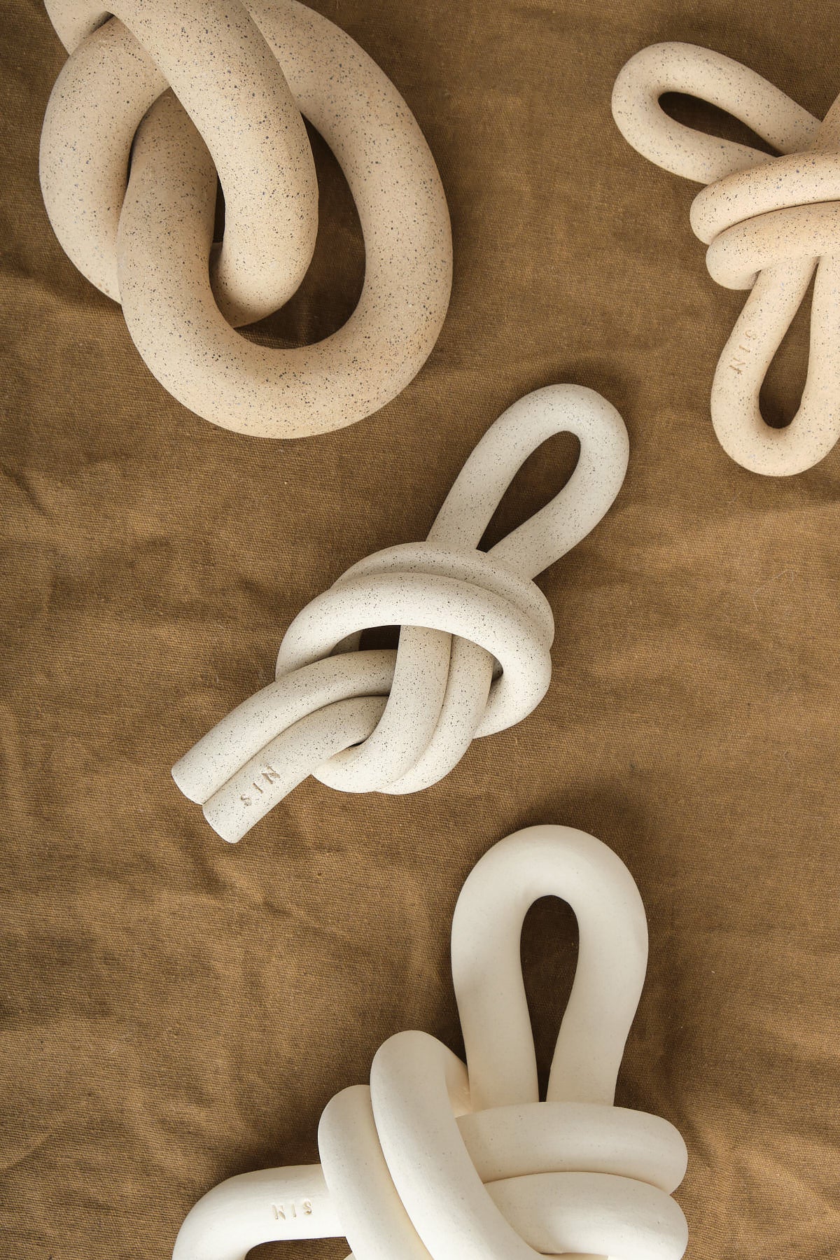 Sin Hand-thrown ceramic knots 