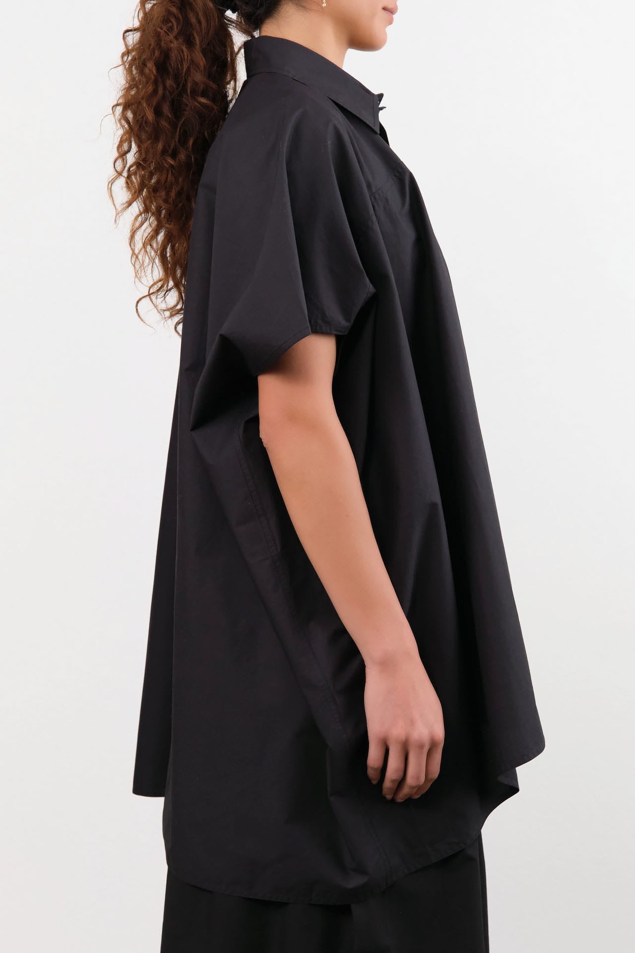 Sofie D'Hoore Apparel Womens Blouses Balder Wide Short Sleeve Shirt in Black