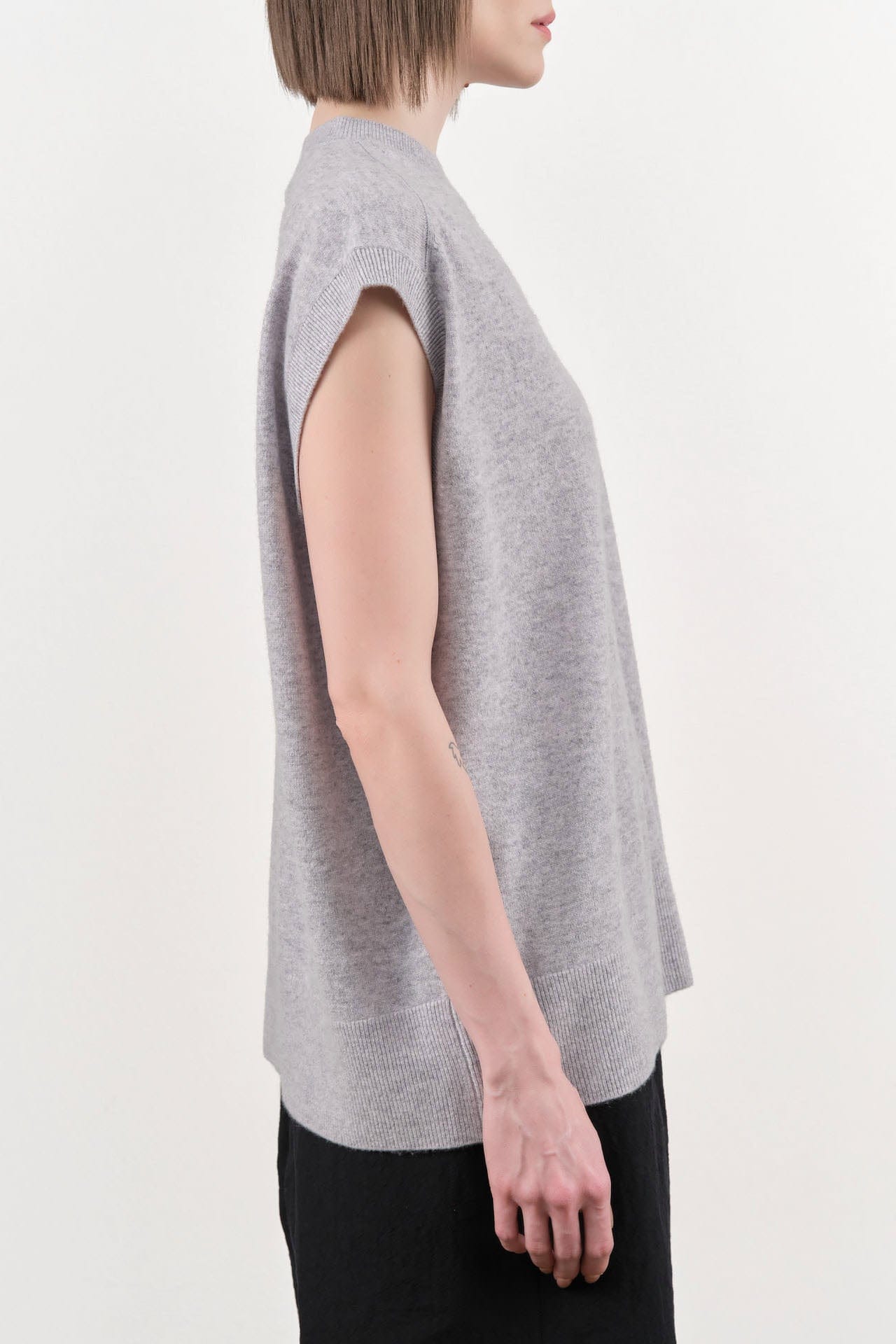 Sofie D'Hoore Apparel Womens Sweaters Mistle Sleeveless Pullover