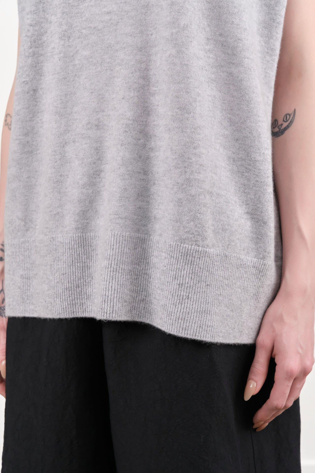 Sofie D'Hoore Apparel Womens Sweaters Mistle Sleeveless Pullover