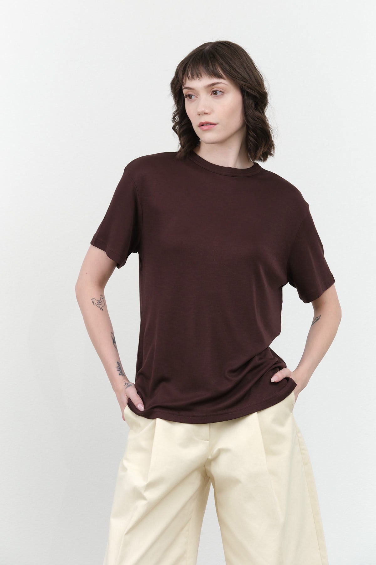 Studio Nicholson Rond T-shirt in Chocolate Brown