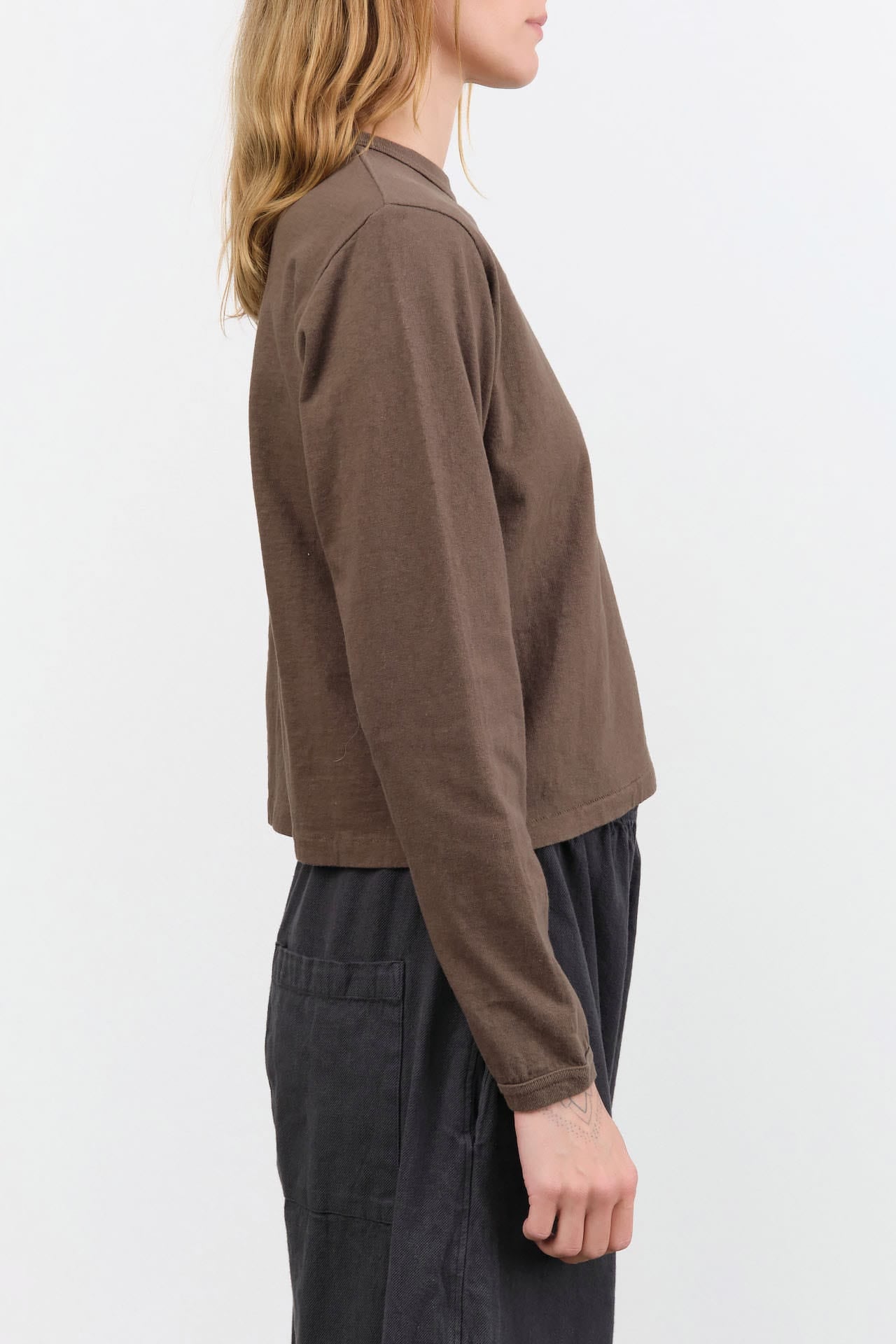 Sunray Sportswear Apparel Womens Tees Hi'aka LS T-Shirt in Turkish Coffee