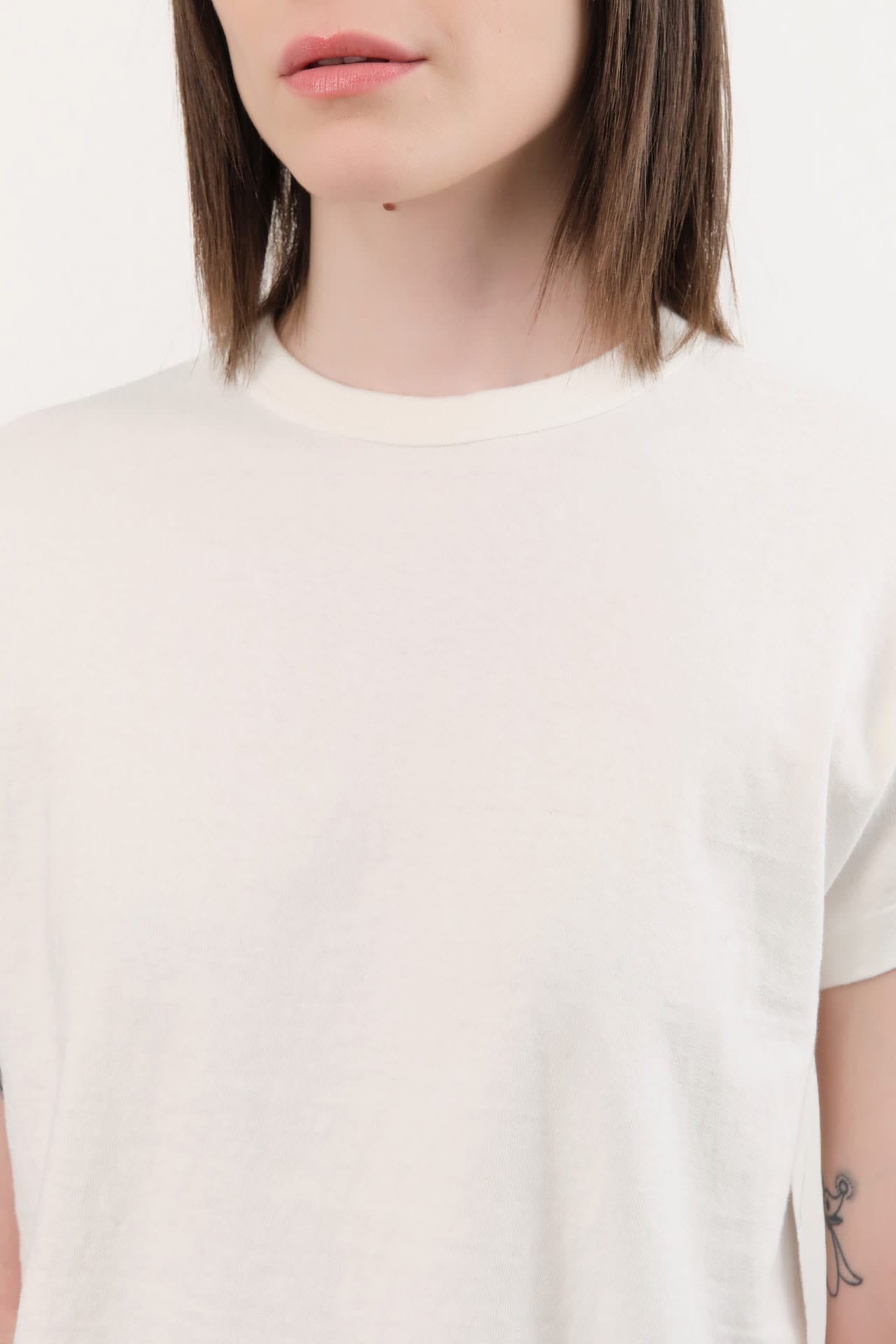 Sunray Sportswear Apparel Womens Tees Hi'aka T-Shirt in Off White