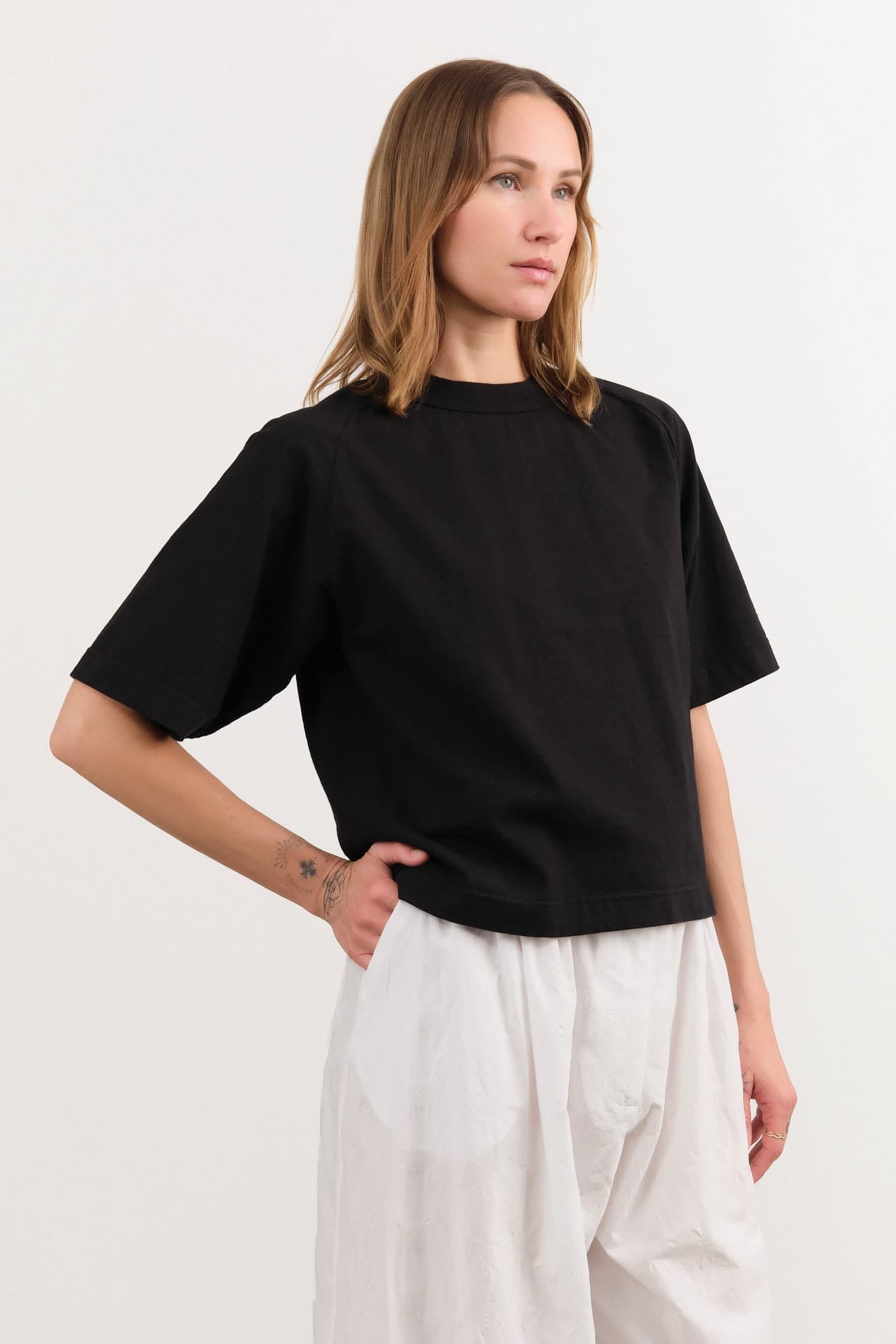Sunray Sportswear Apparel Womens Tees Mahuna T-Shirt in Anthracite