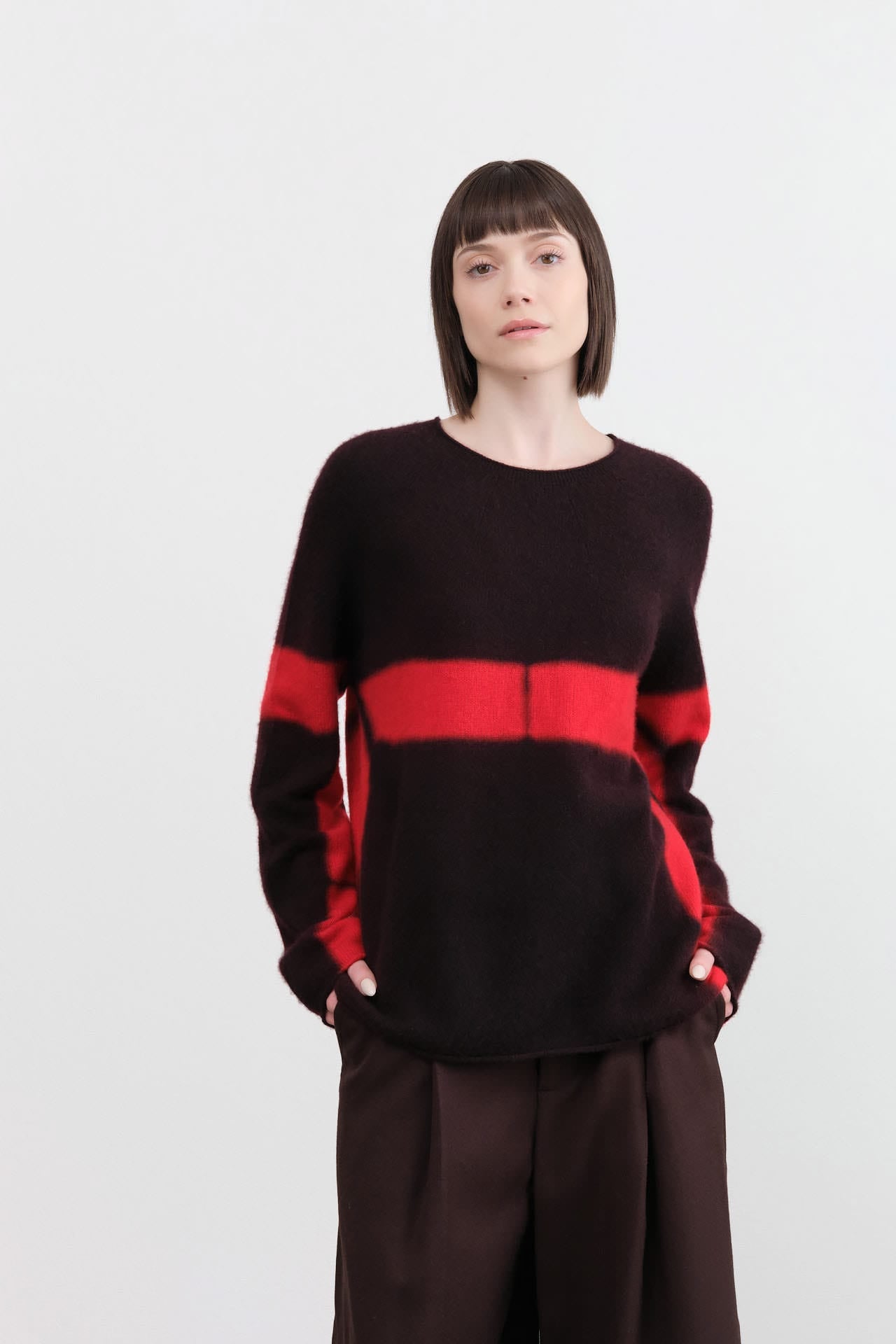 Suzusan Apparel Womens Sweaters Cashmere Seamless Pullover Long in Black Black / Medium