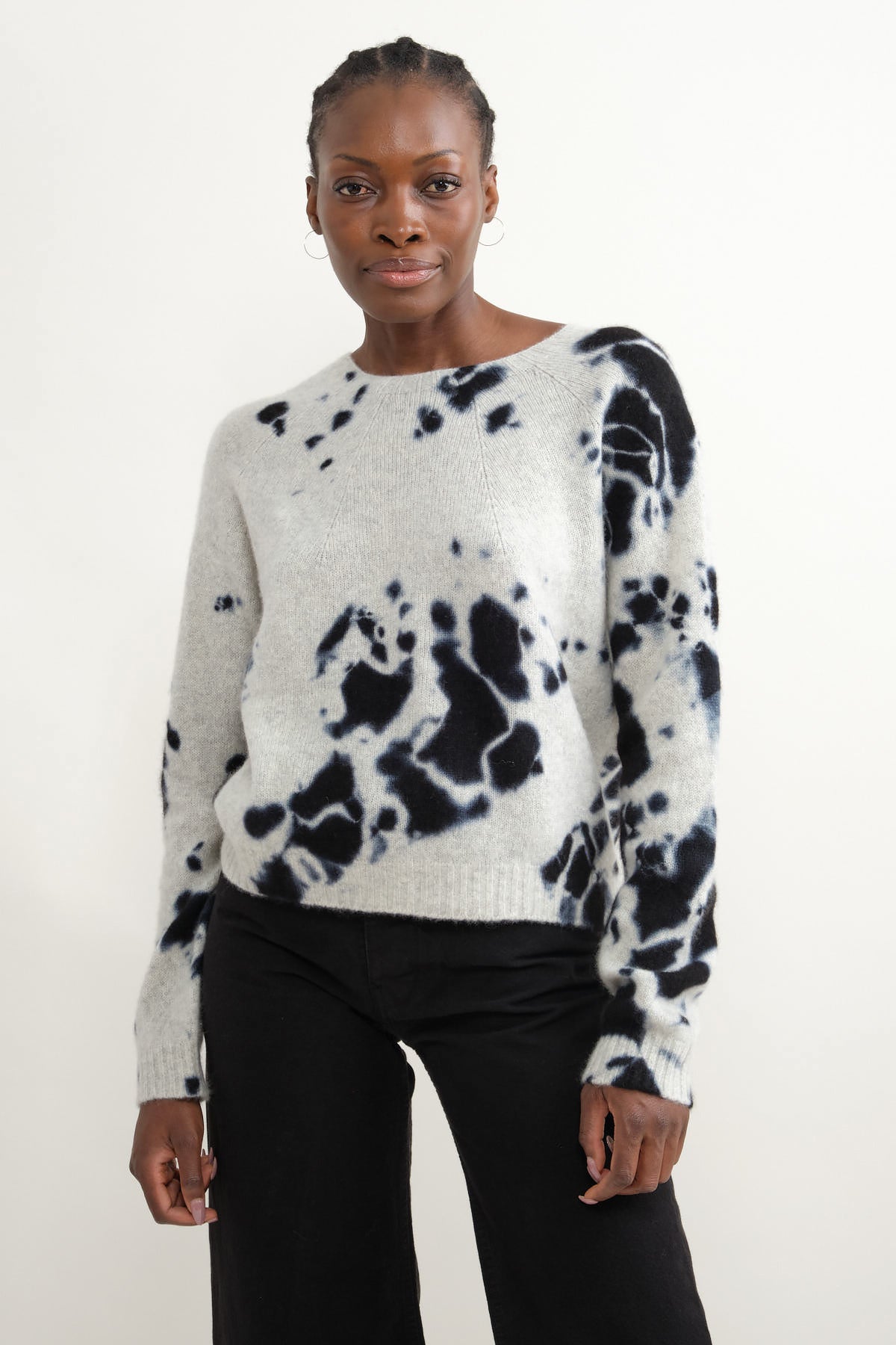 suzusan cashmere sweater in light grey