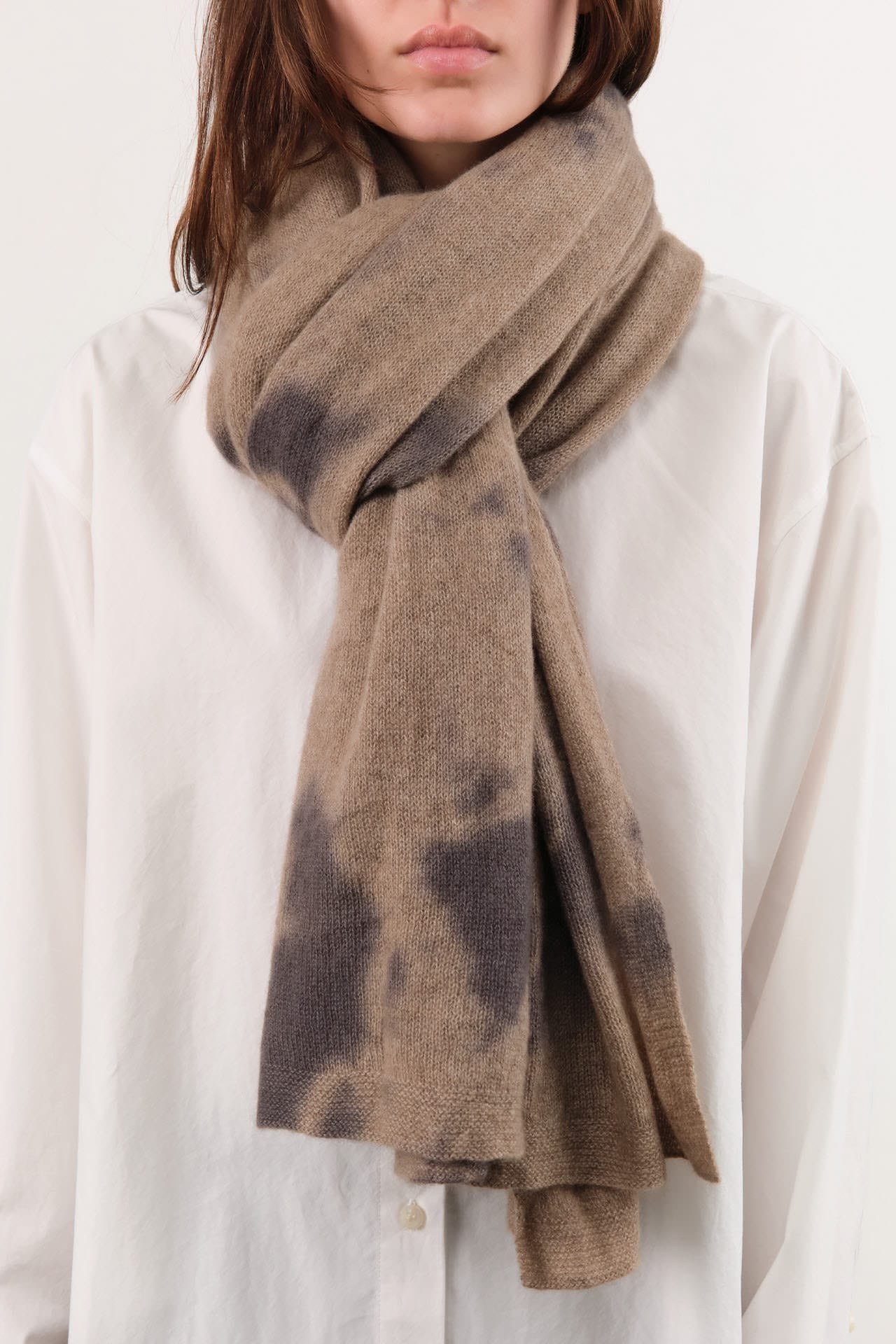 Suzusan Accessories Scarves Madara Shibori Cashmere Knit Shawl in Silver Grey Silver Grey/Light Coffee / One Size