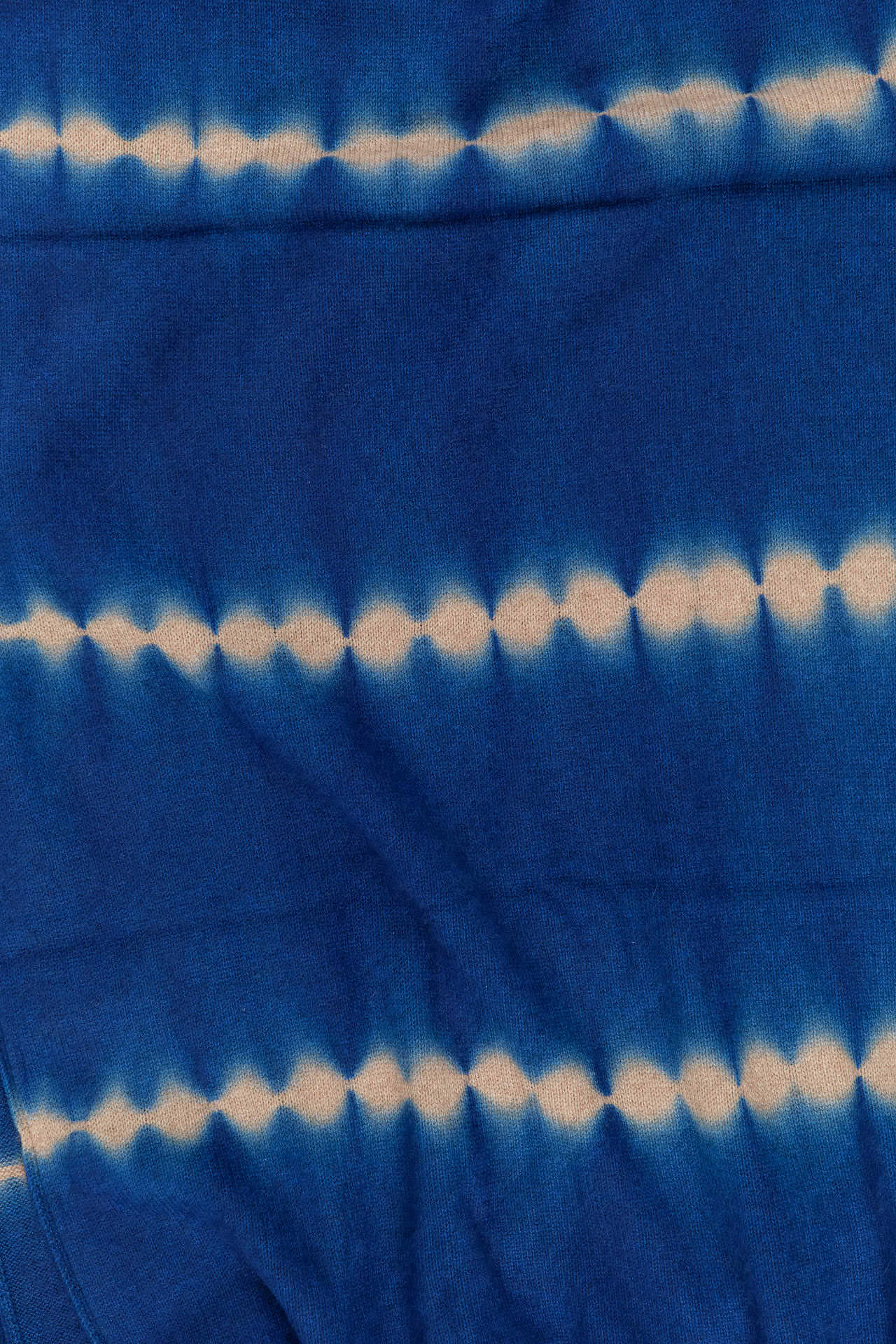 Suzusan Home Throws Nuisuji Shibori Cashmere Knit Throw in Dark Blue Dark Blue/Light Coffee / 79" L X 55" W