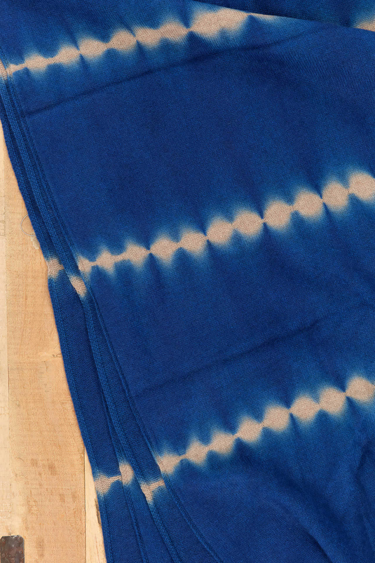 Suzusan Home Throws Nuisuji Shibori Cashmere Knit Throw in Dark Blue Dark Blue/Light Coffee / 79" L X 55" W
