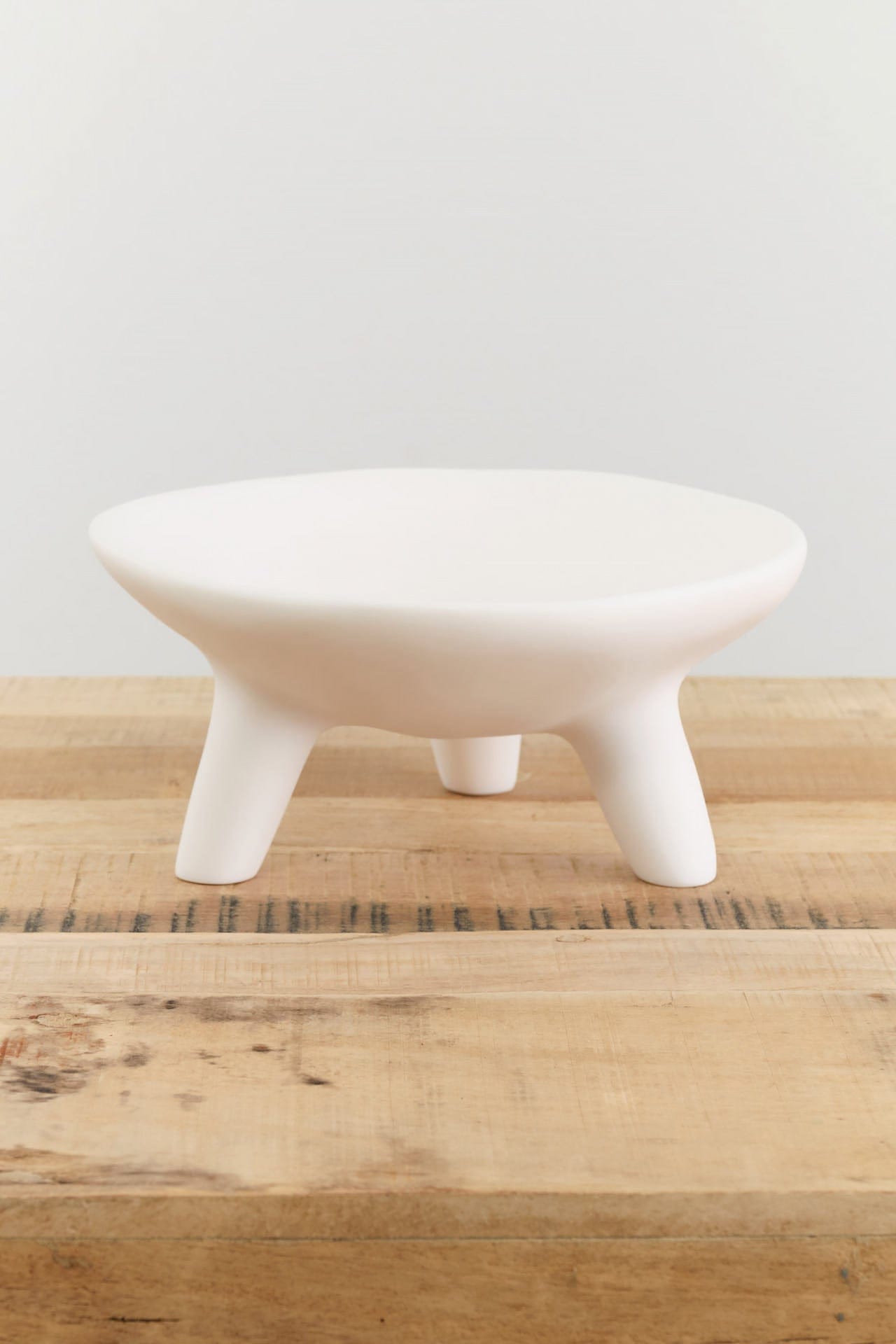 Tina Frey Designs Home Kitchen Serving Puddle Large Elevated Bowl White