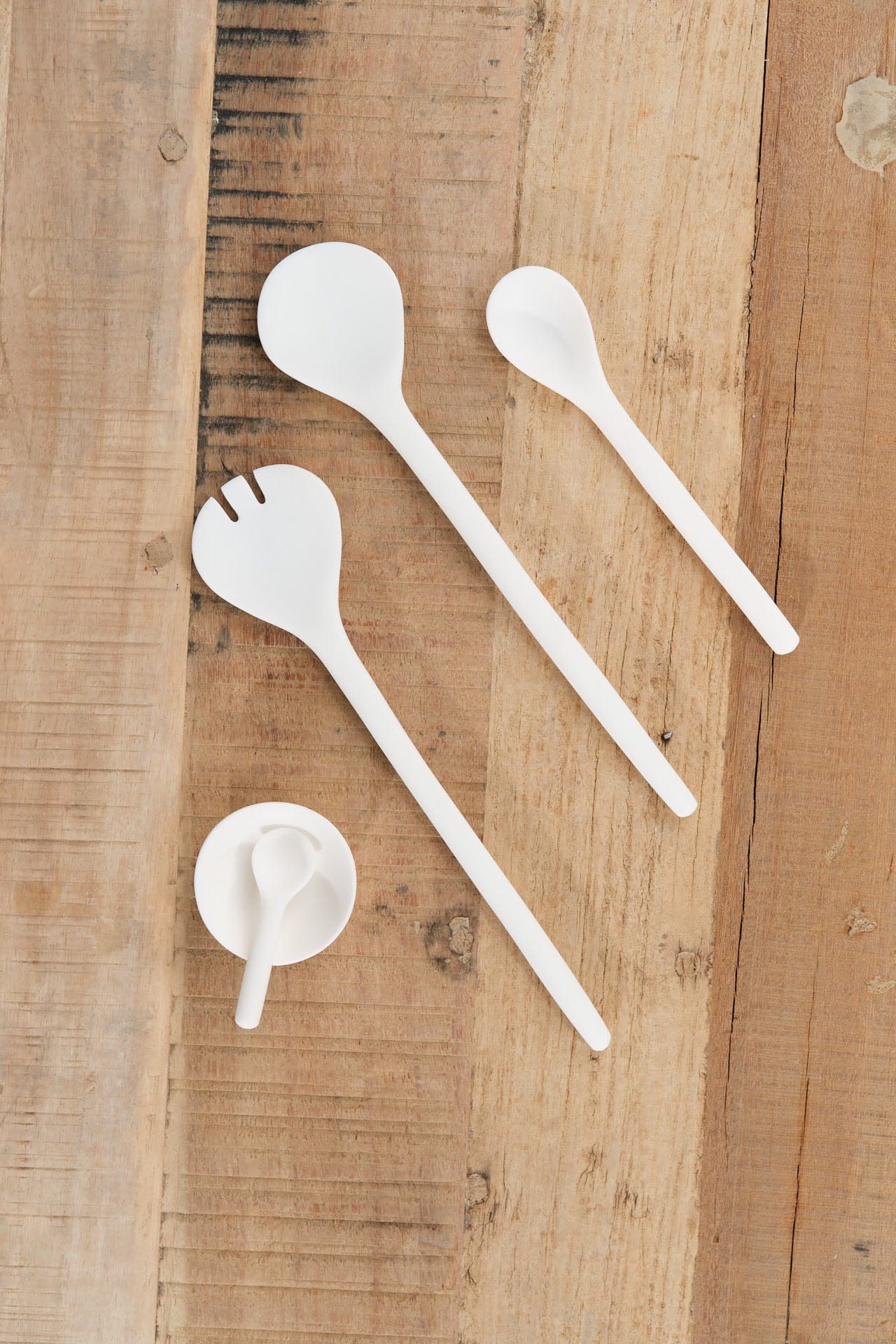 Tina Frey Designs Home Kitchen Serving Sculpt Medium Serving Set White