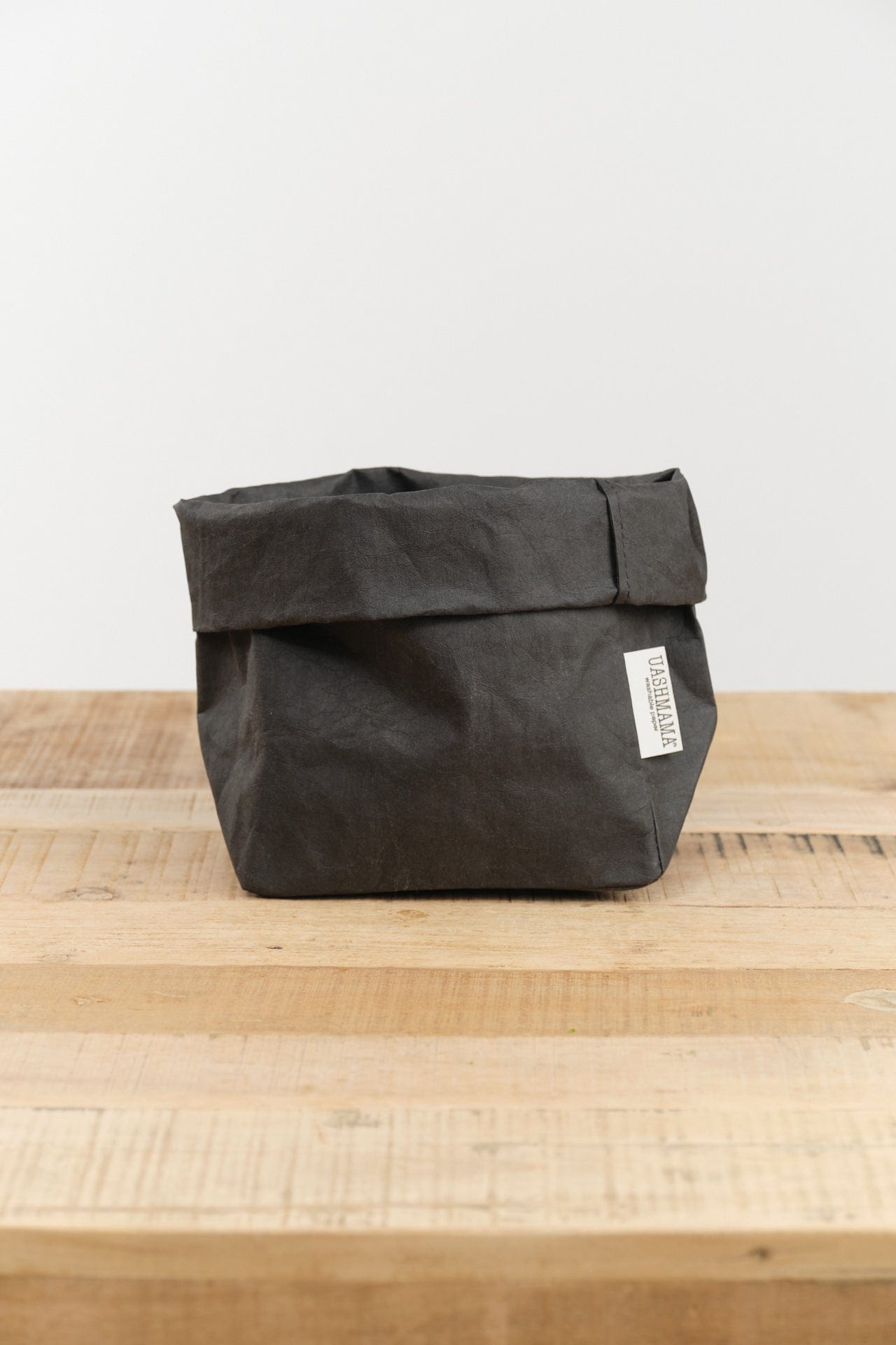 Uashmama Home Baskets Medium Paper Bag Black / 7" L X 5" W X 13" H