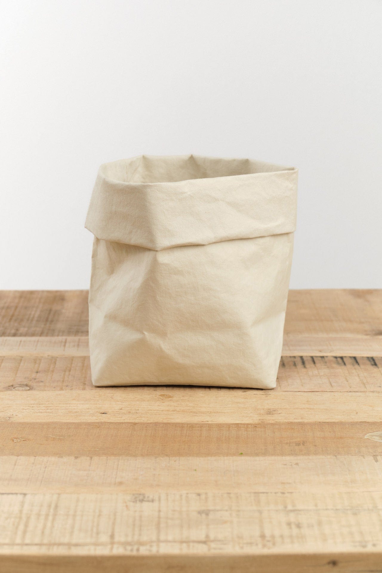 Uashmama Home Baskets Medium Paper Bag Cachemire / 7" L X 5" W X 13" H