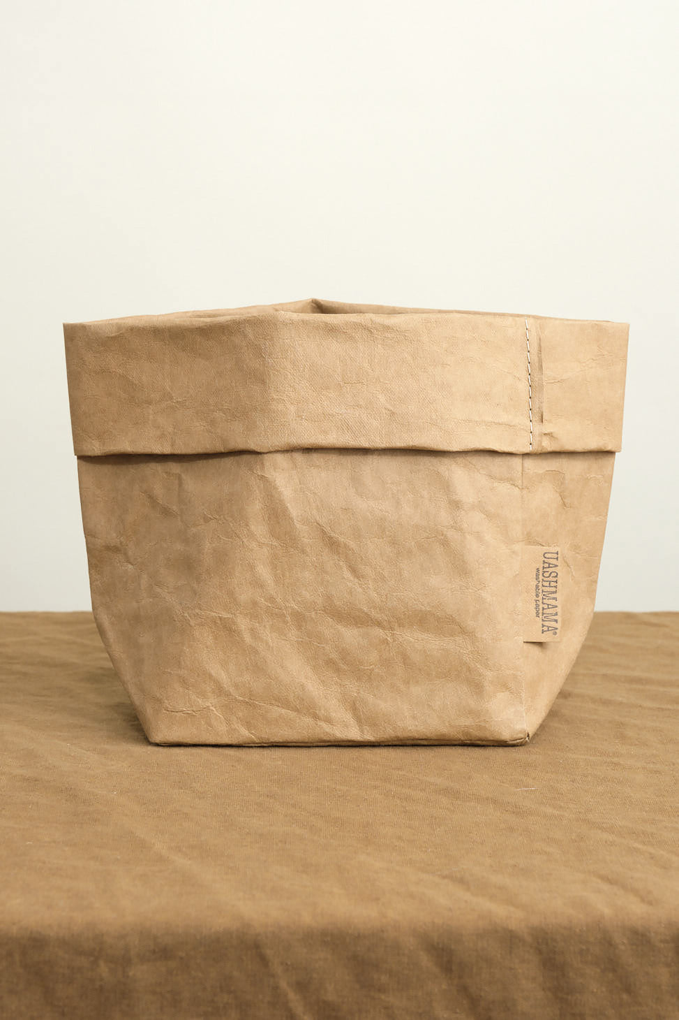 Medium Paper Bag in Avana