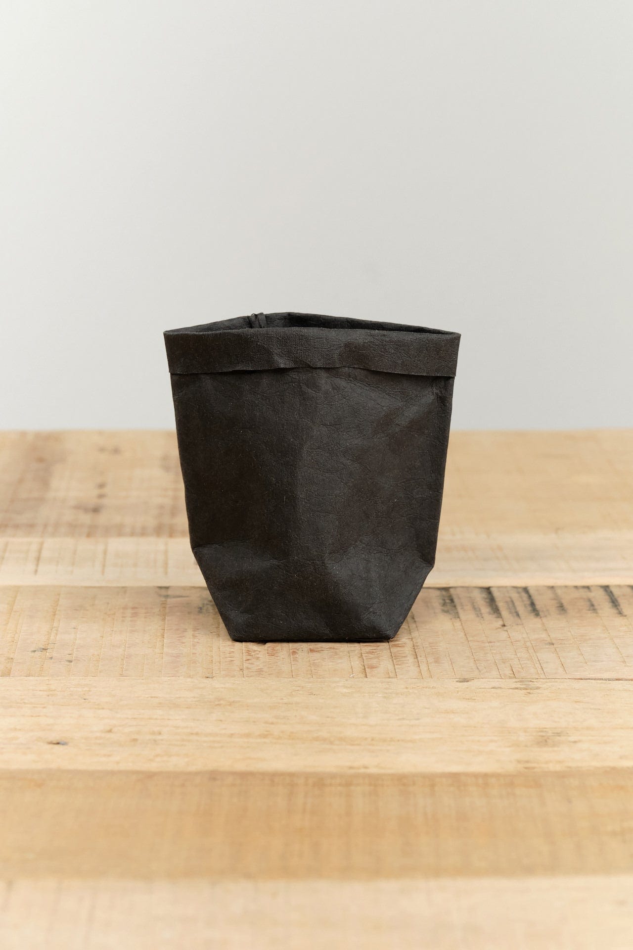 Uashmama Home Bath Organization XSmall Paper Bag Black / 3" L X 3" W X 6" H