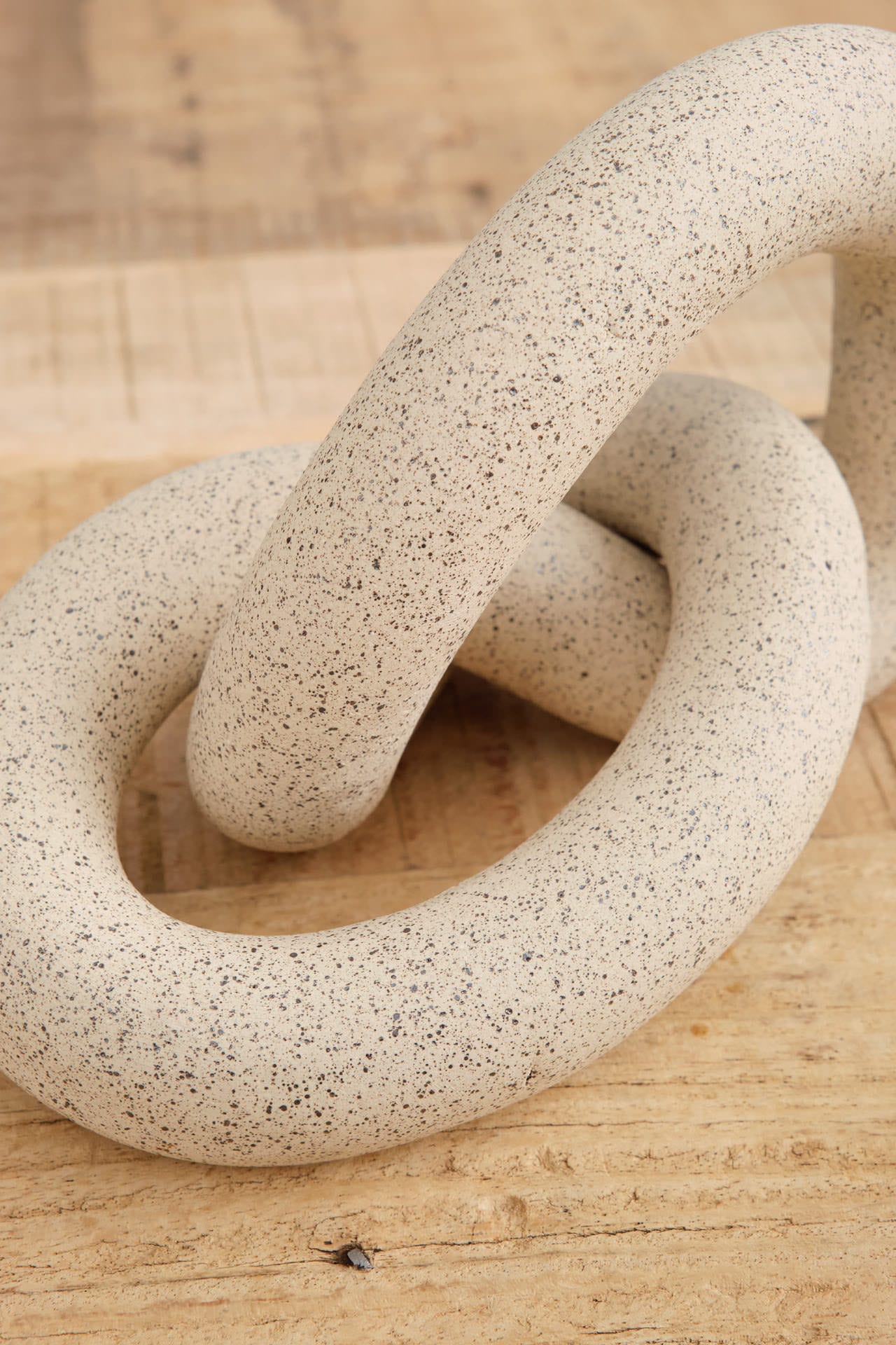 Virginia Sin Art Ceramics Infinity Knot Sand