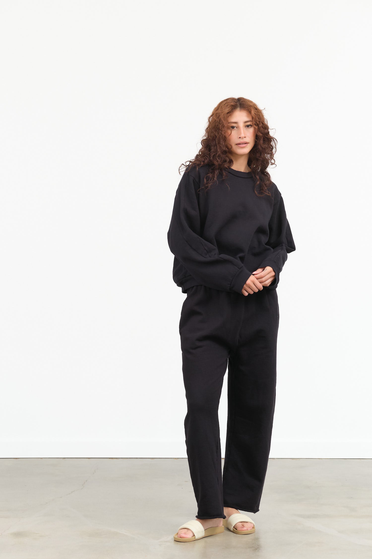 Wol Hide Easy Sweatpant in Black