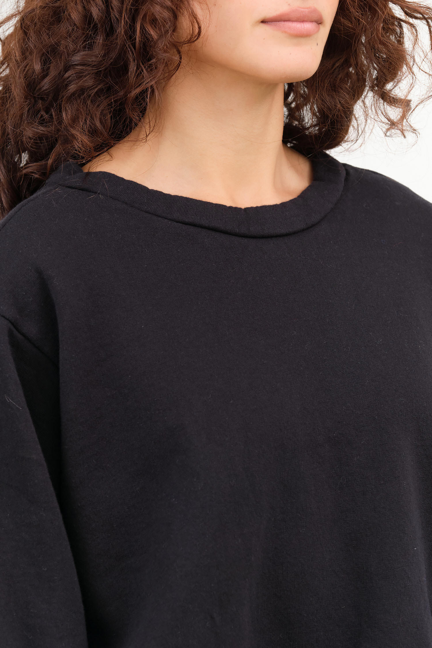 Black Easy Sweatshirt by Wol Hide